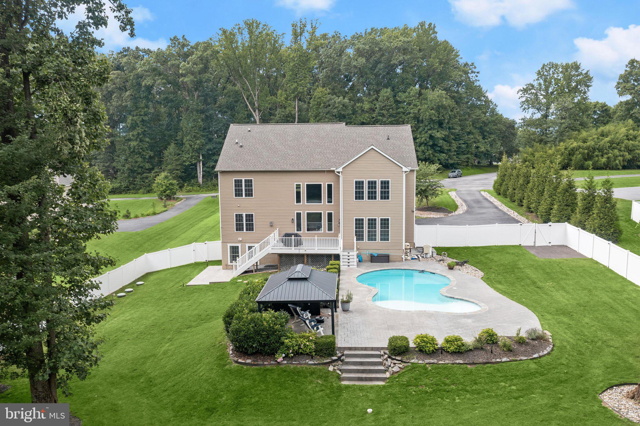 12167 FULTON ESTATES COURT