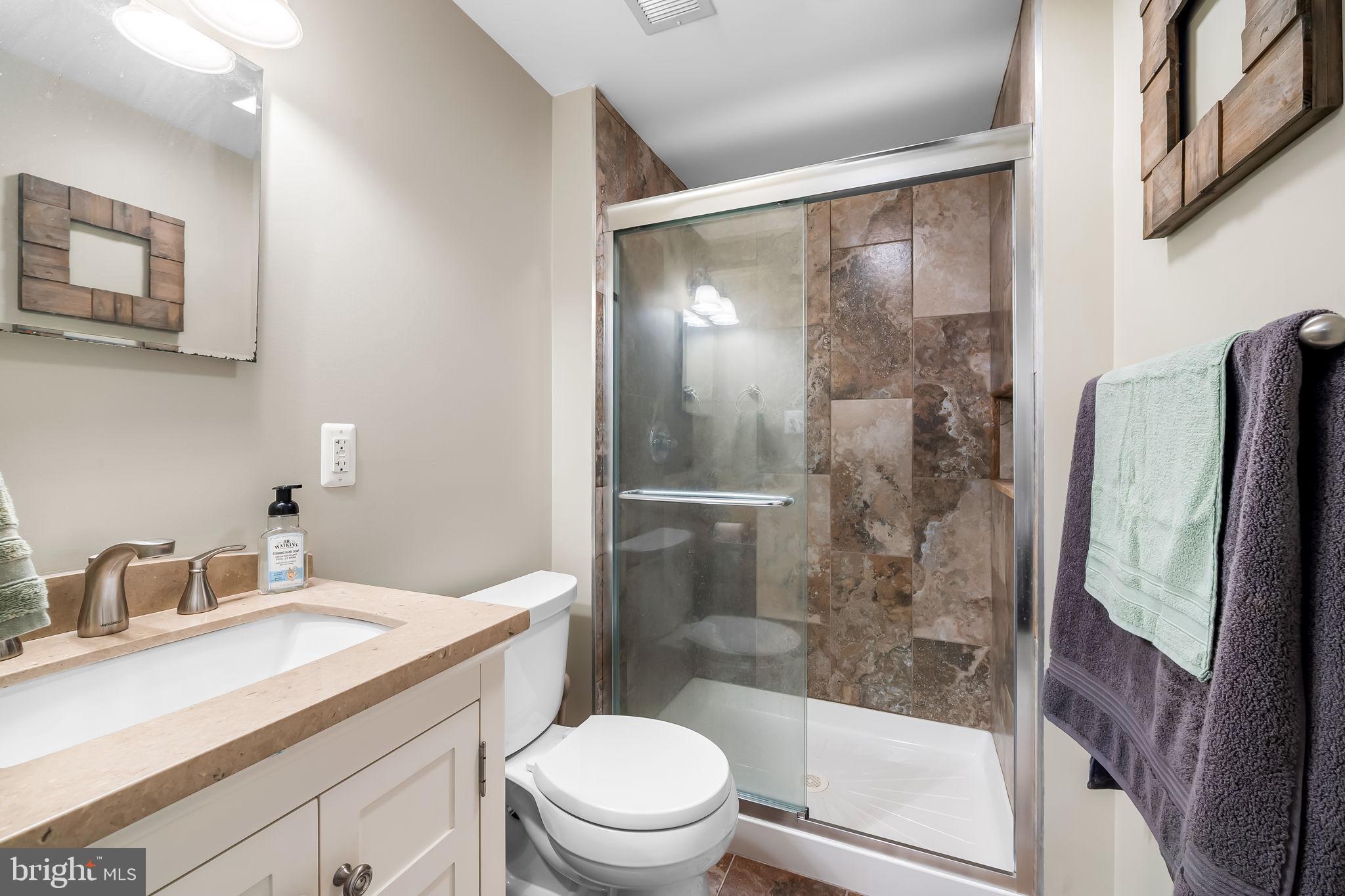 PERRYHALL - Residential