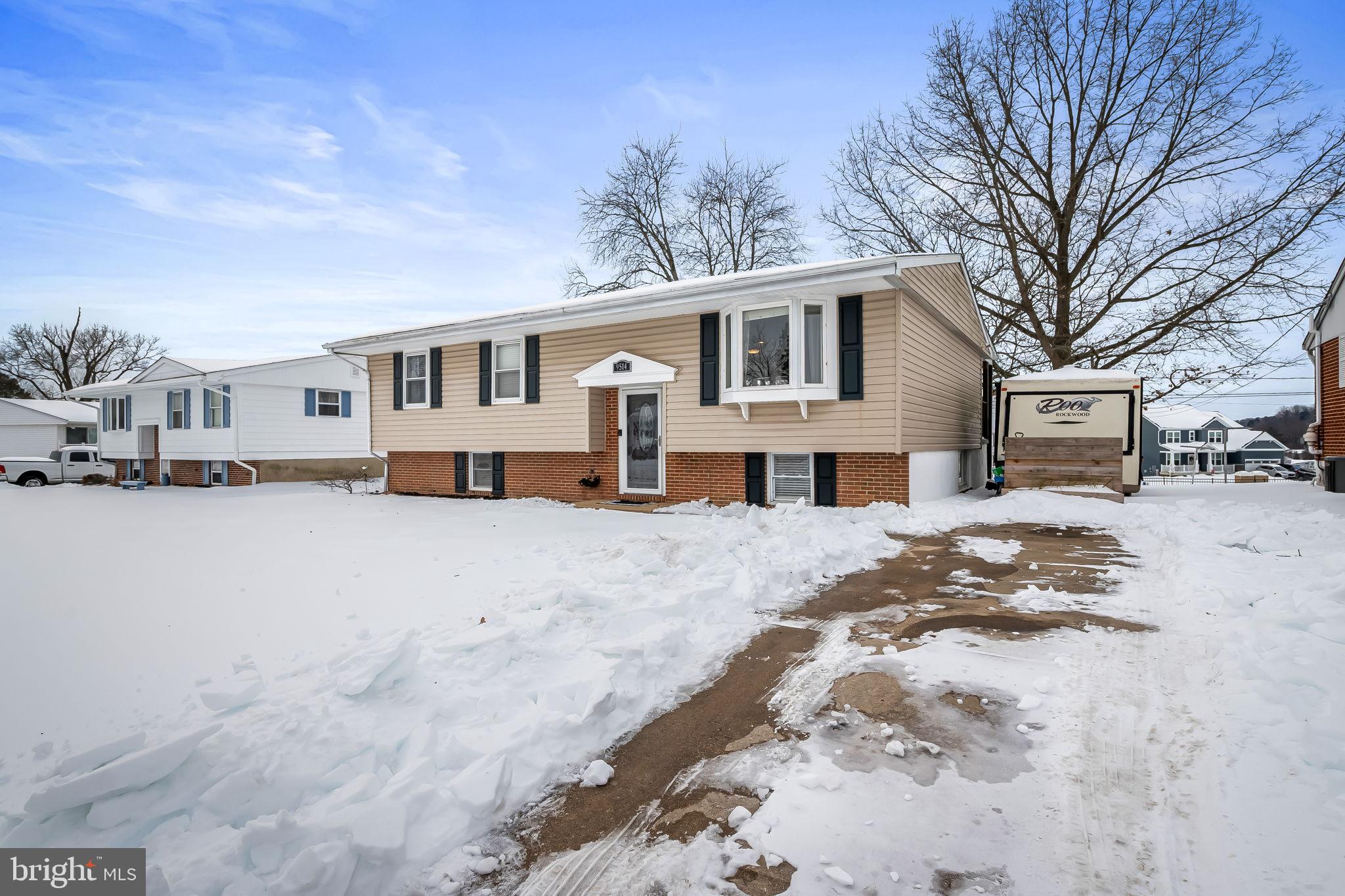 PERRYHALL - Residential