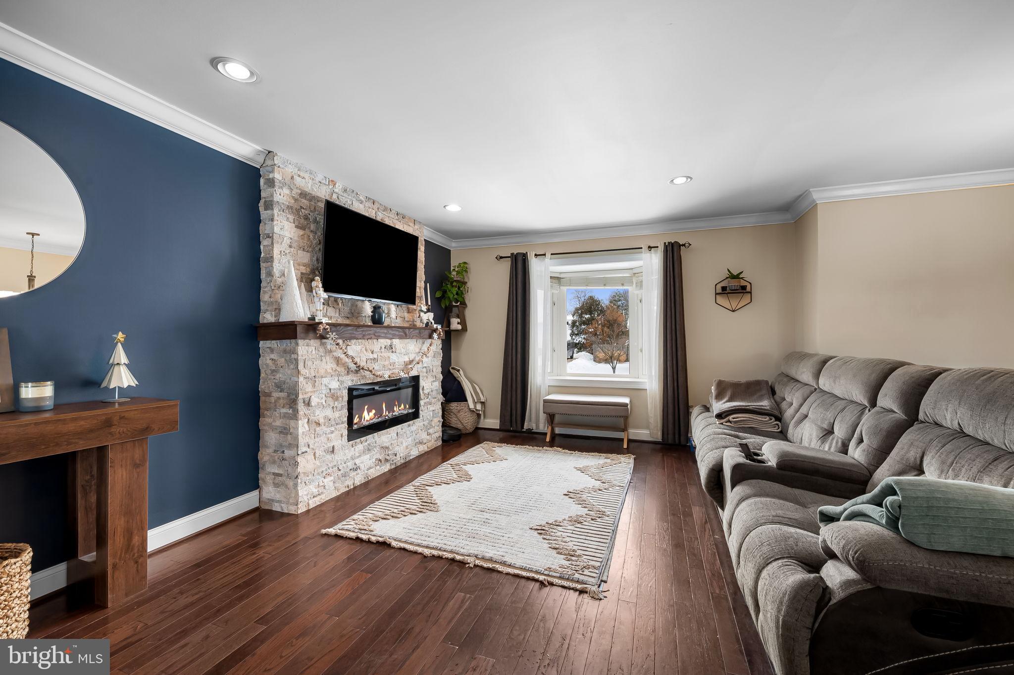 PERRYHALL - Residential