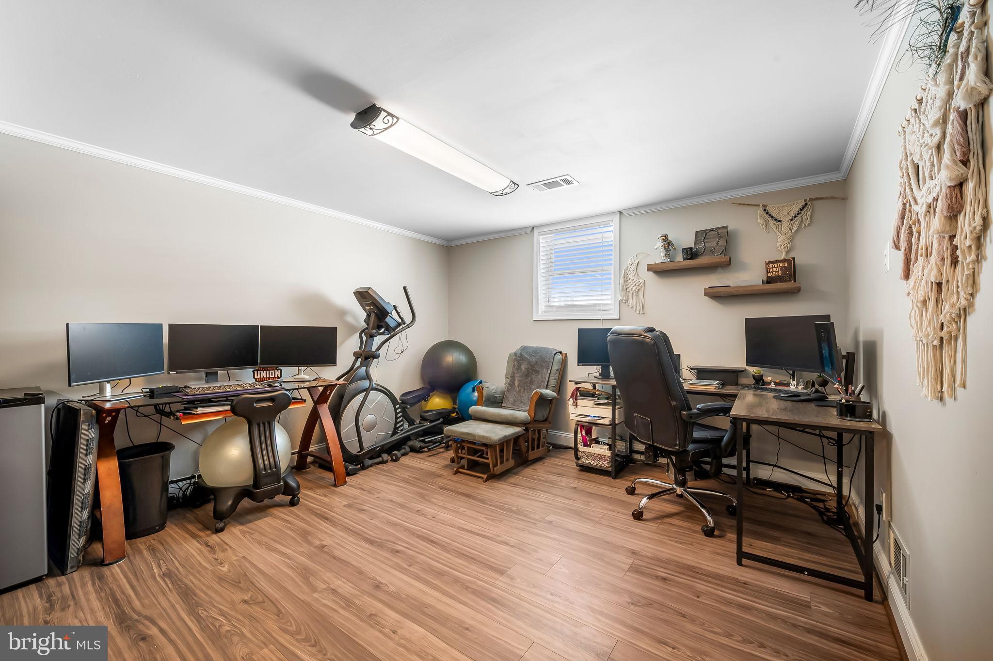 PERRYHALL - Residential