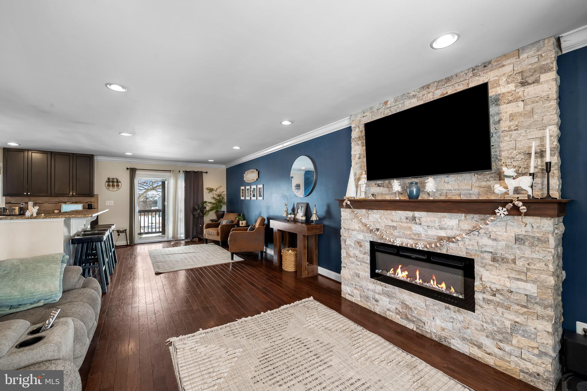 PERRYHALL - Residential