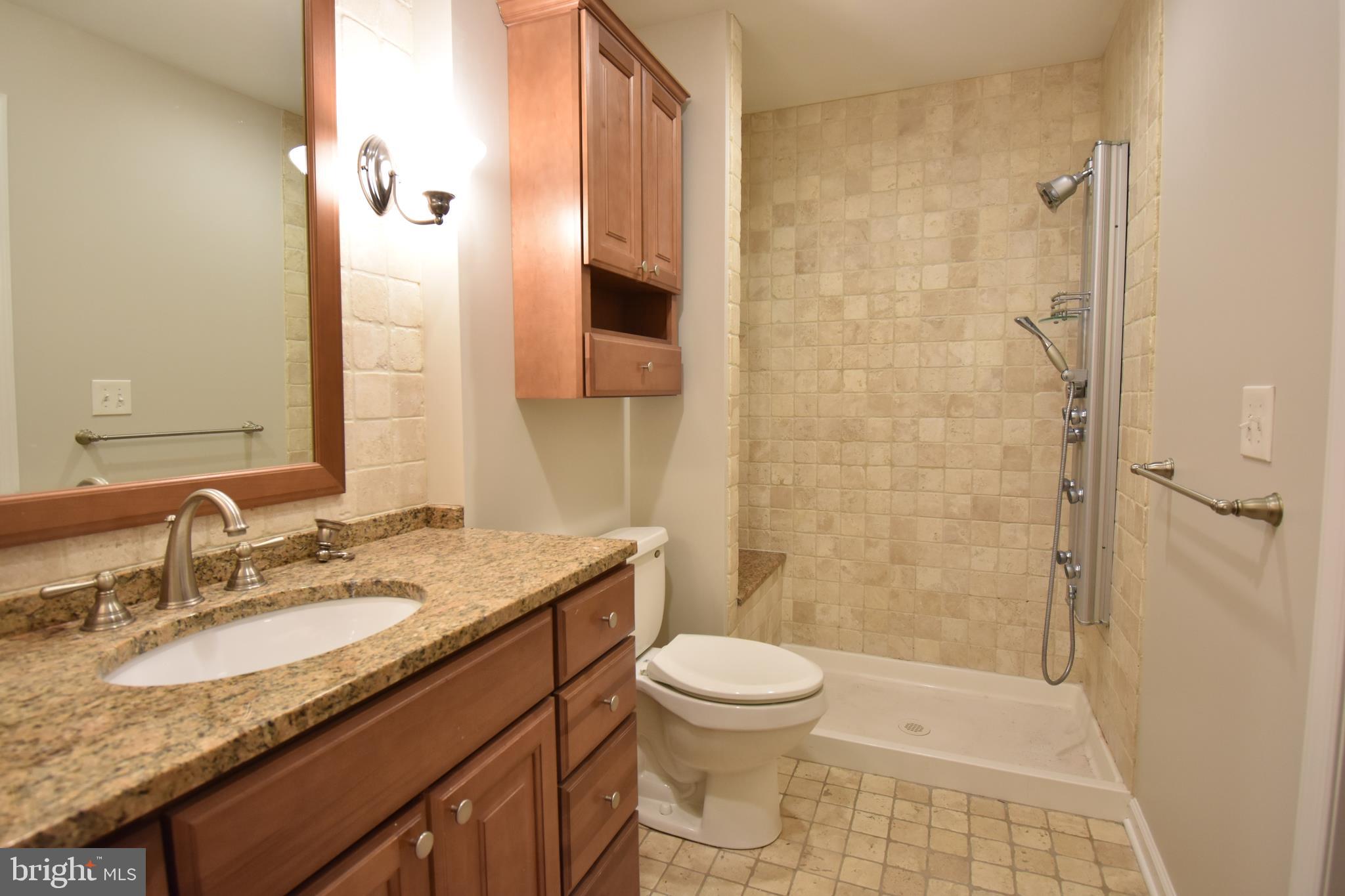 ENGLISH COUNTRY MANOR - Residential