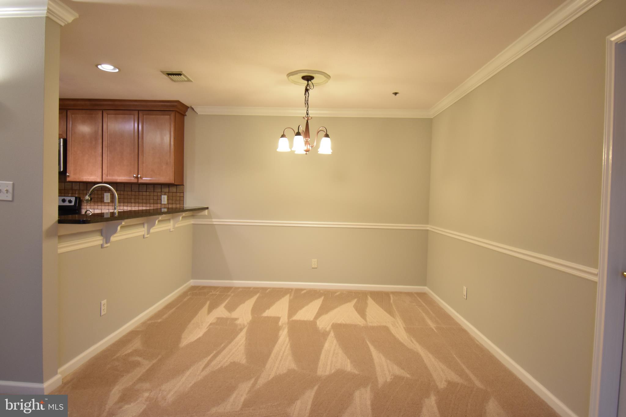 ENGLISH COUNTRY MANOR - Residential