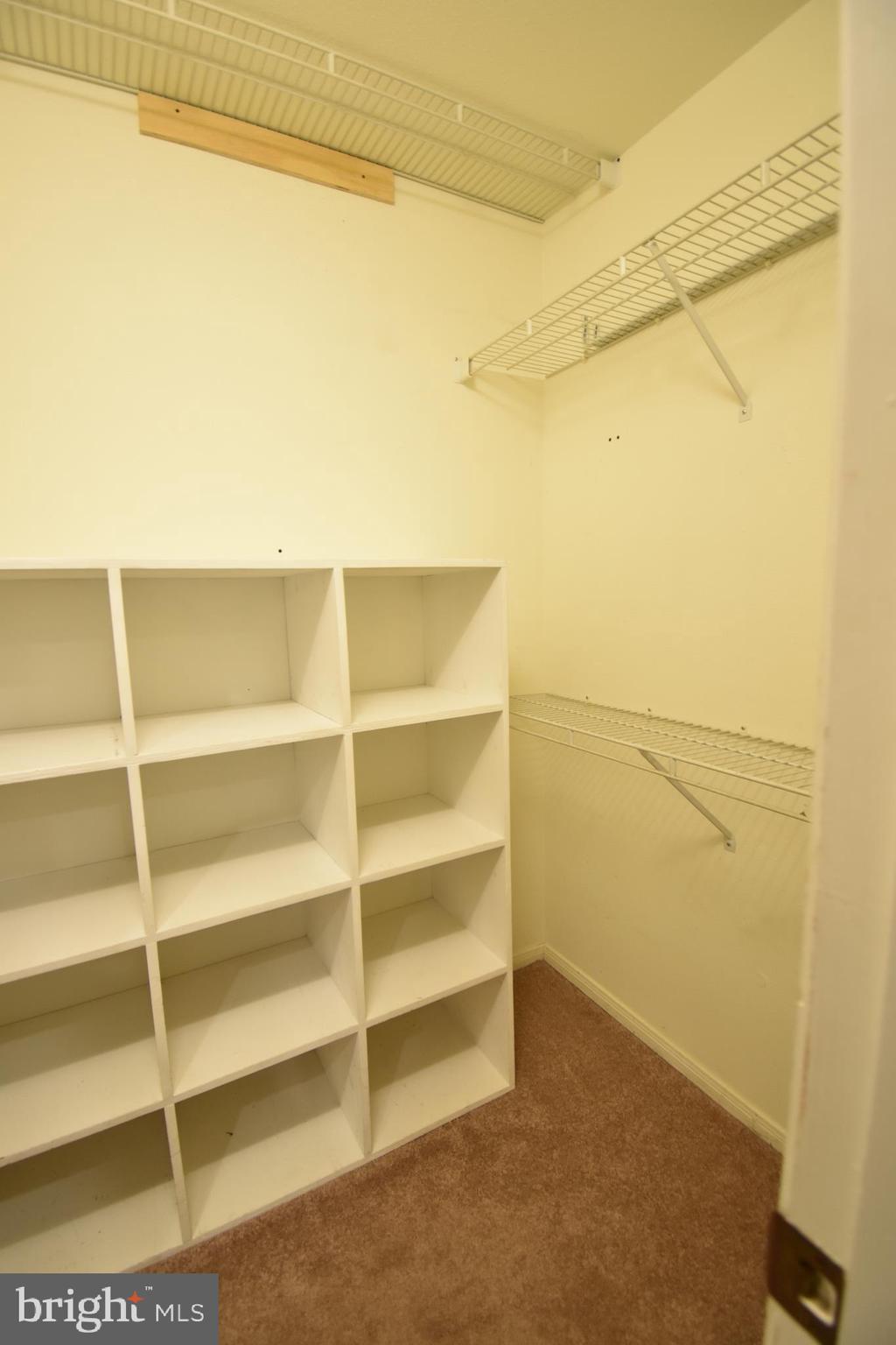 ENGLISH COUNTRY MANOR - Residential