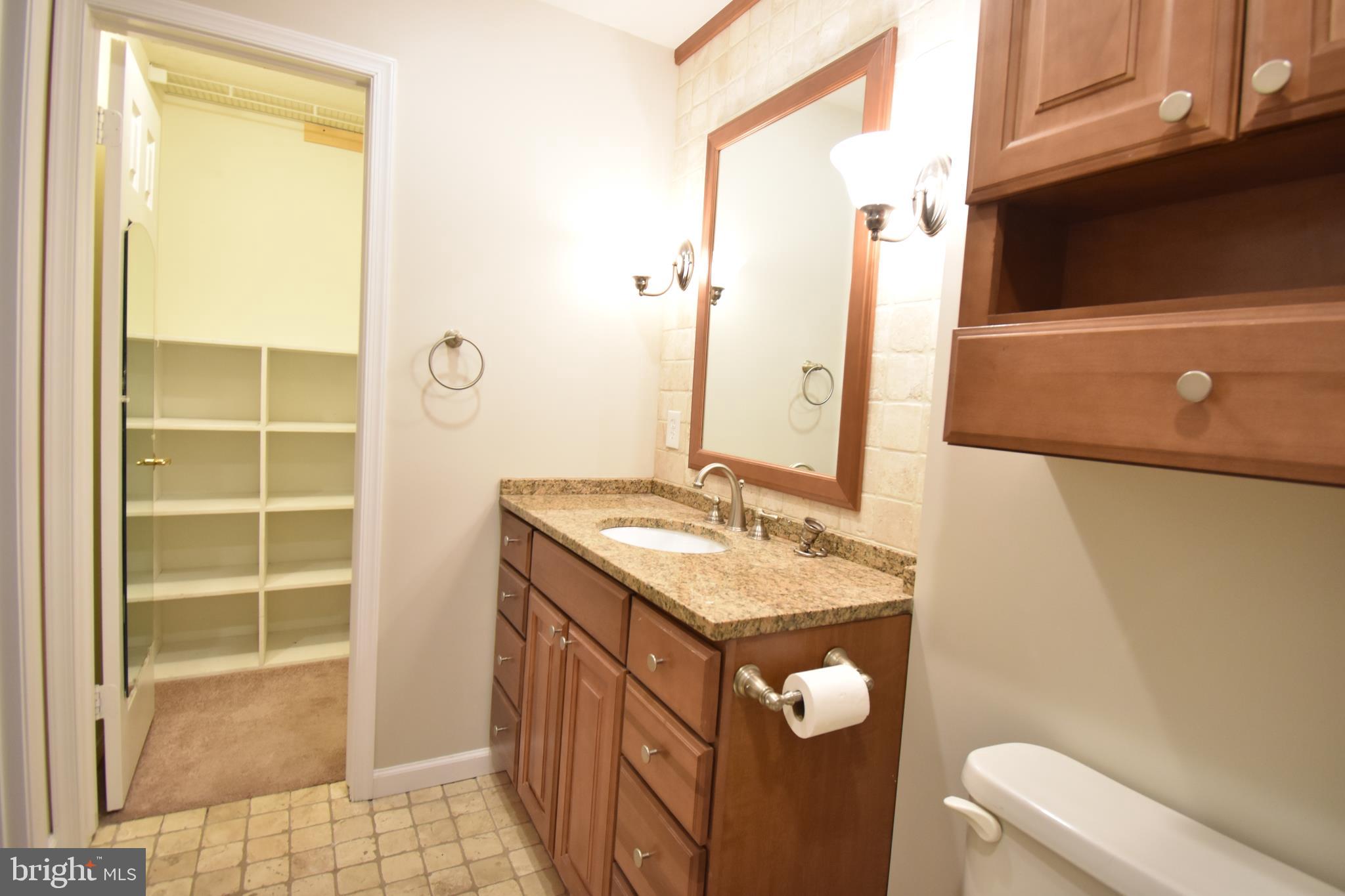 ENGLISH COUNTRY MANOR - Residential