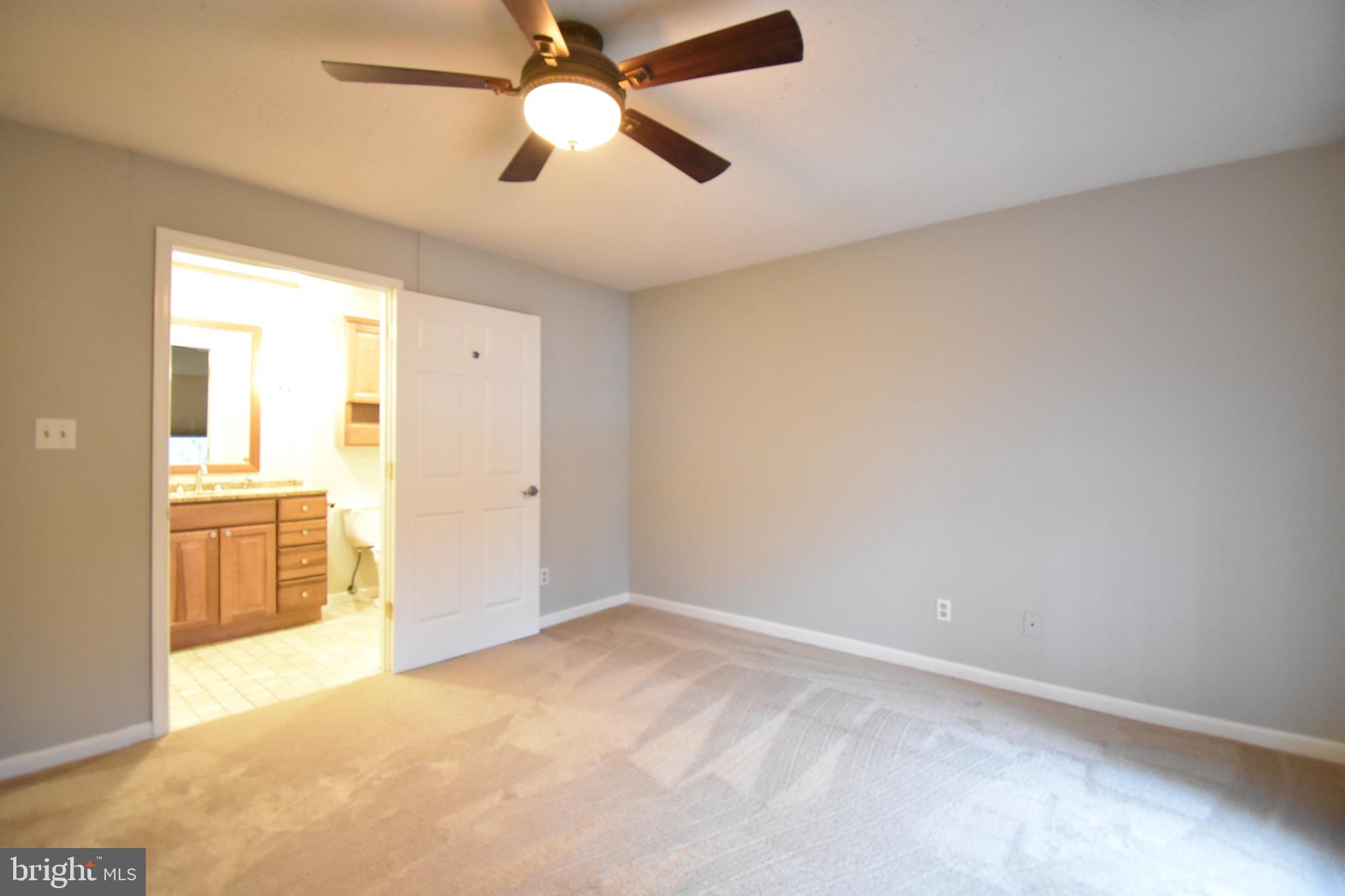 ENGLISH COUNTRY MANOR - Residential