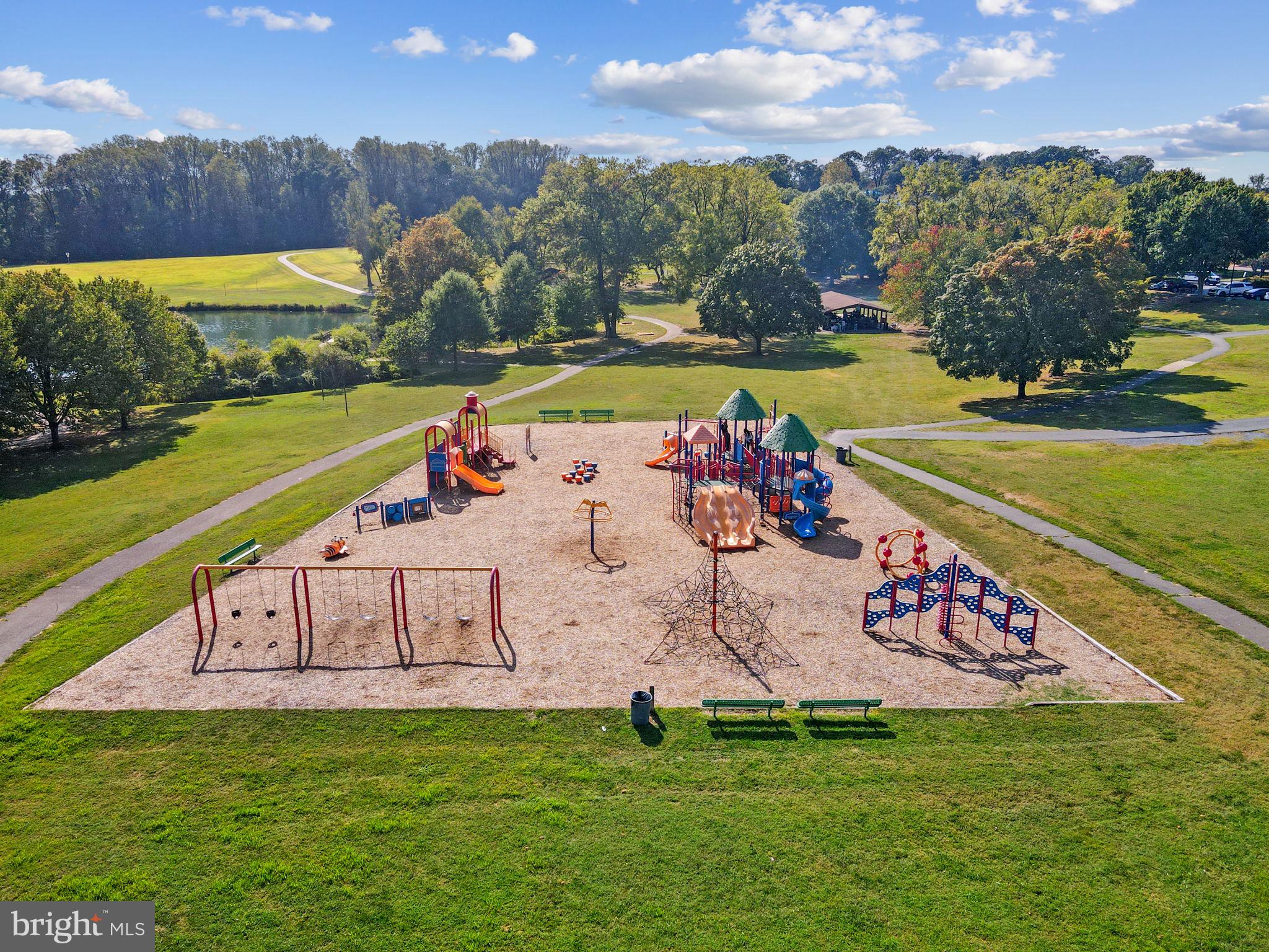 SUMMIT HALL RESERVE - Residential
