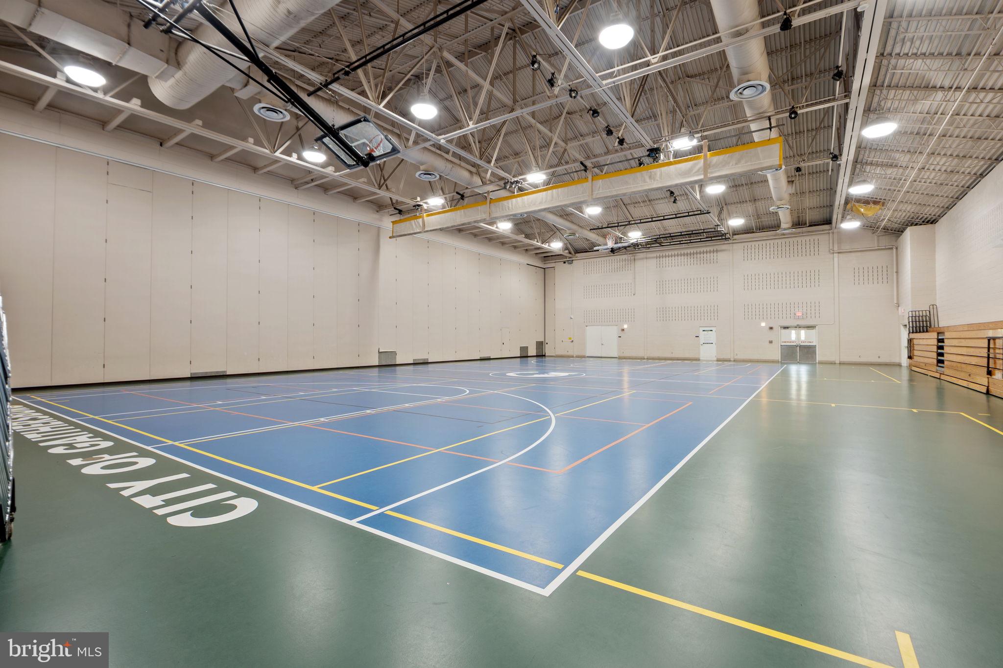 SUMMIT HALL RESERVE - Residential
