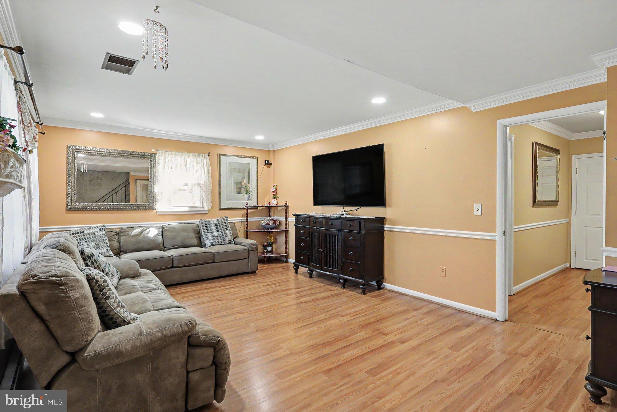 17841 LYDA LANE