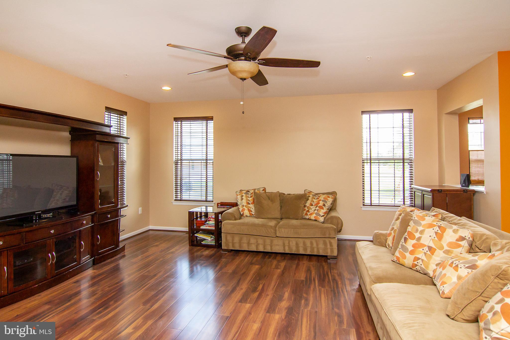 ROLLING OAKS II - Residential