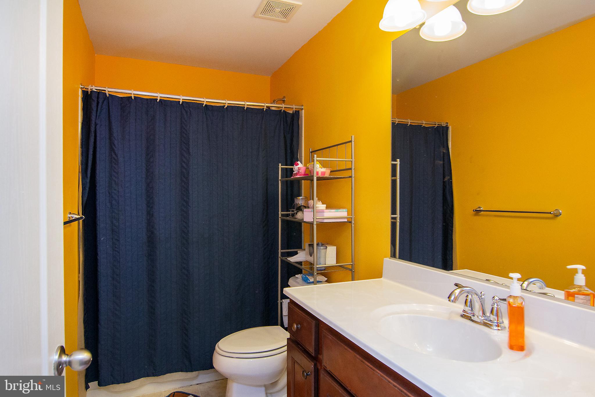 ROLLING OAKS II - Residential