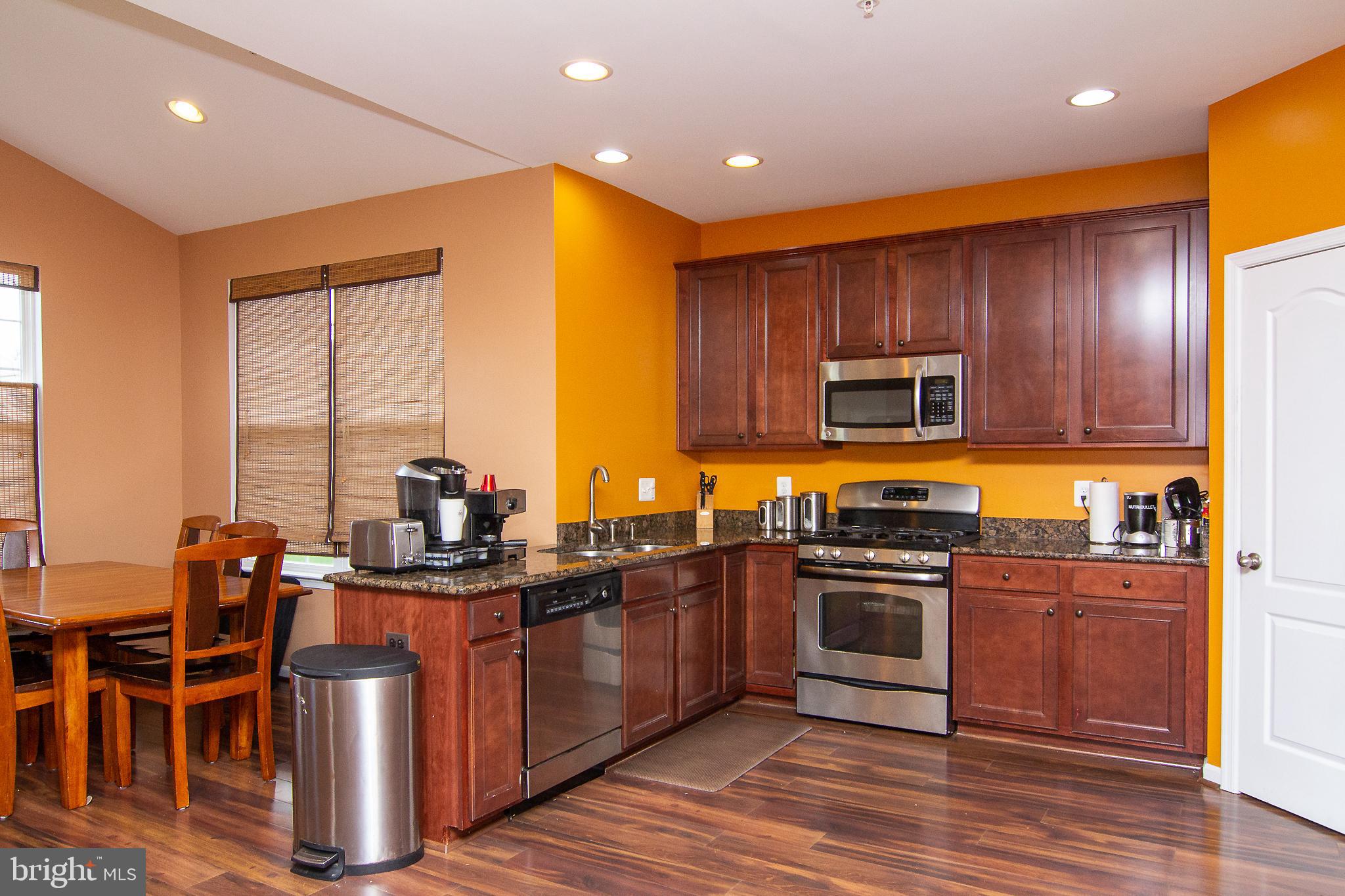 ROLLING OAKS II - Residential