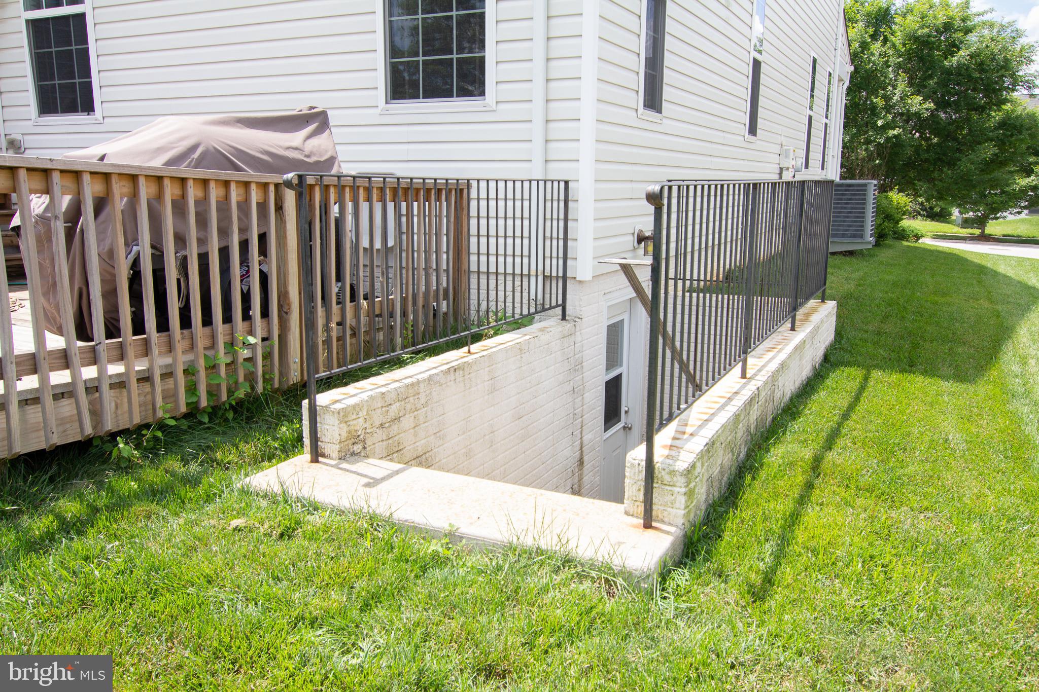 ROLLING OAKS II - Residential