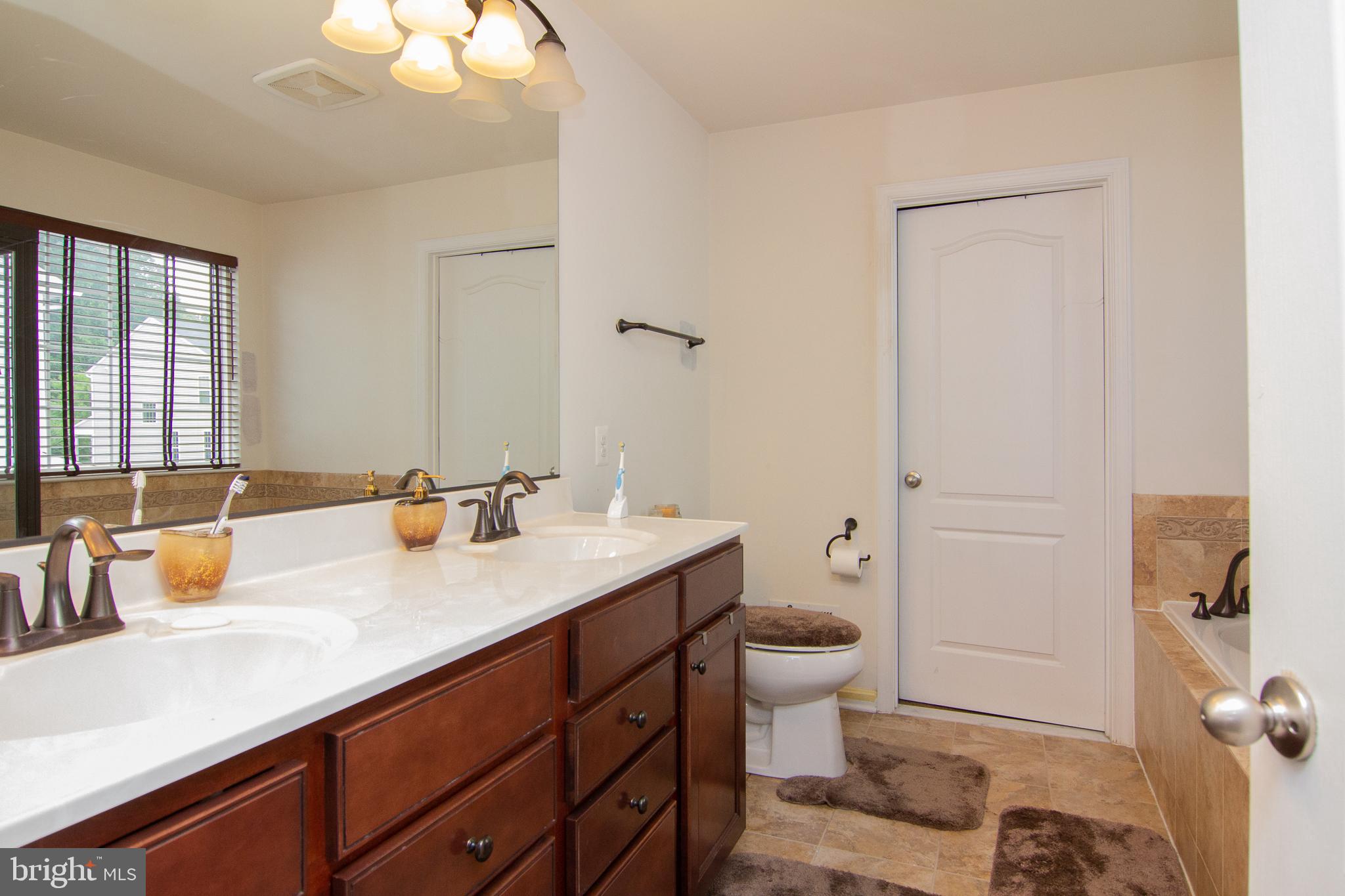 ROLLING OAKS II - Residential