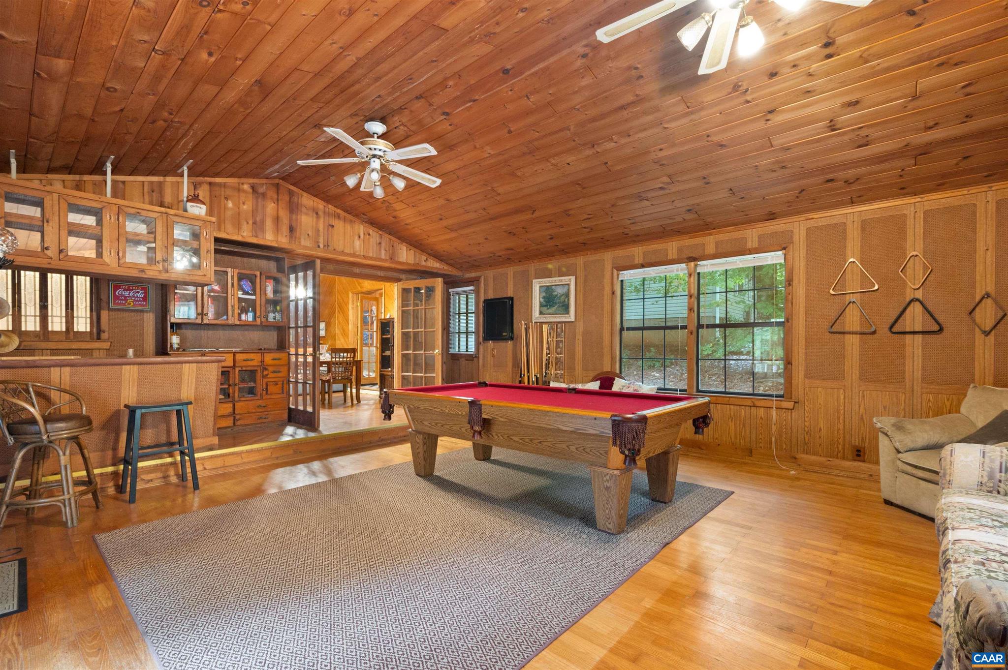 LAKE MONTICELLO - Residential