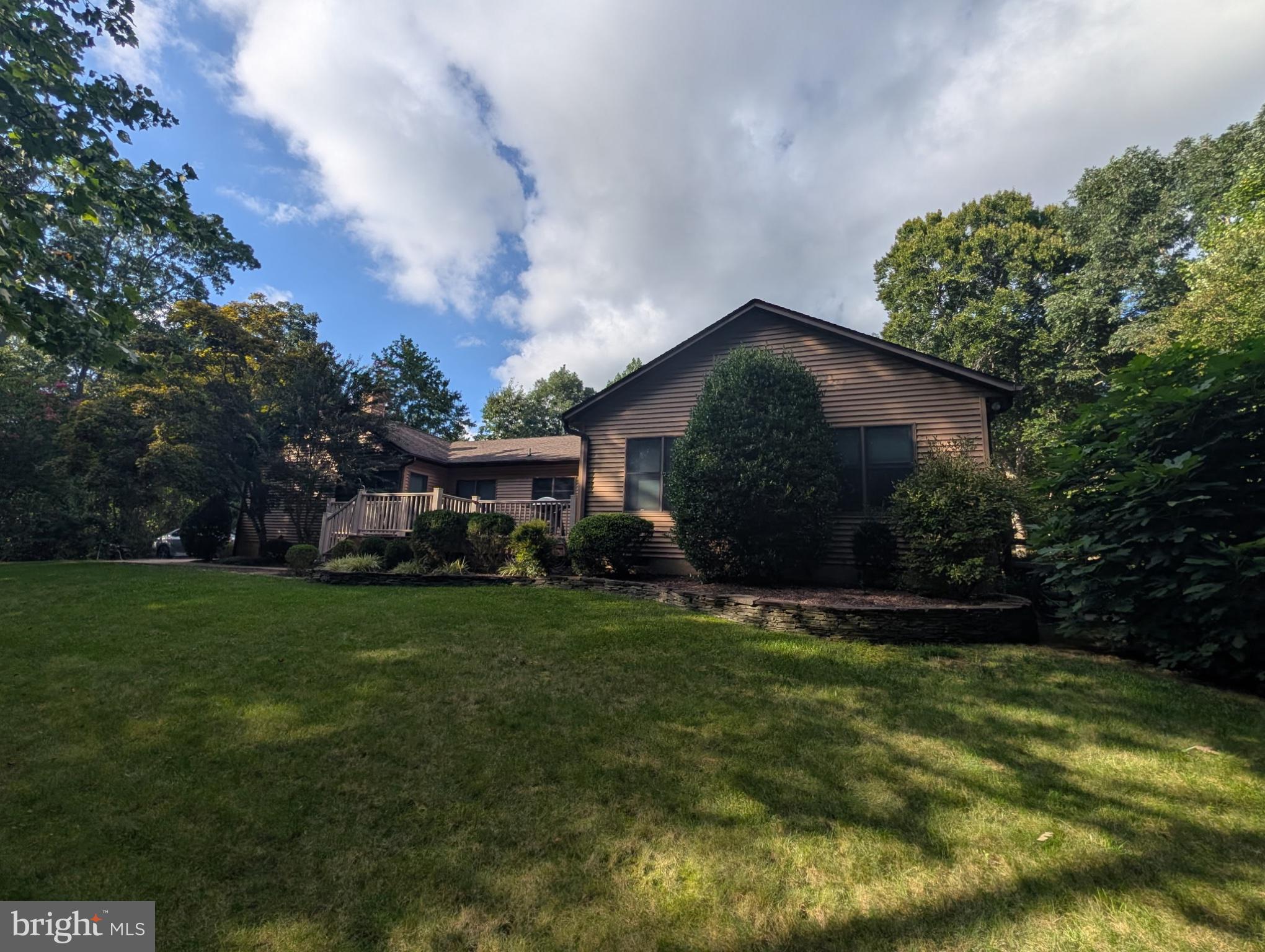 23060 PINEY WOOD CIRCLE