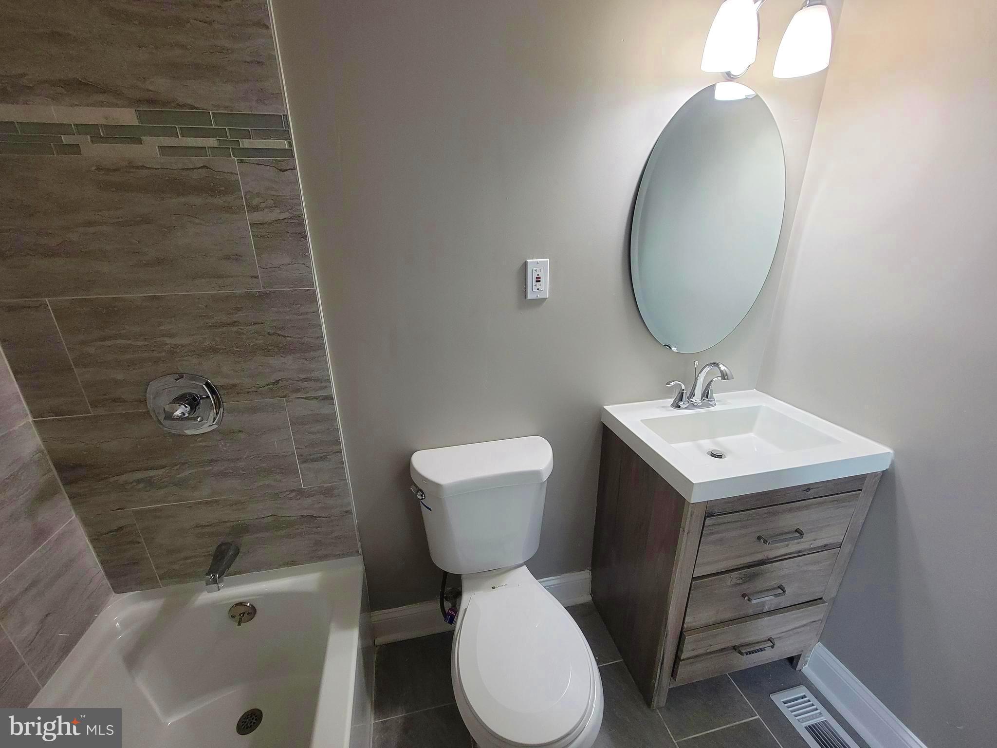 LYNNE ACRES - Residential