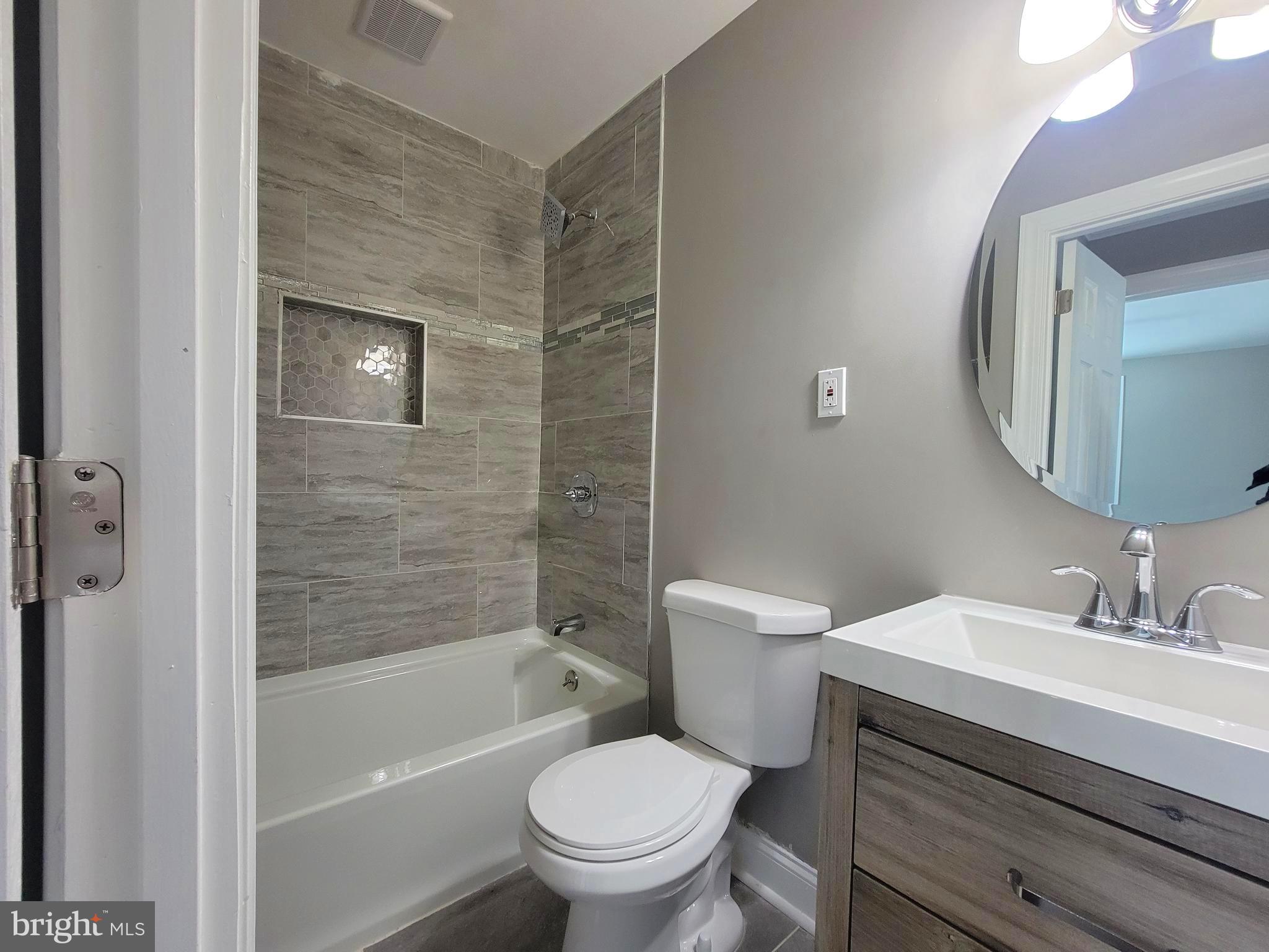 LYNNE ACRES - Residential