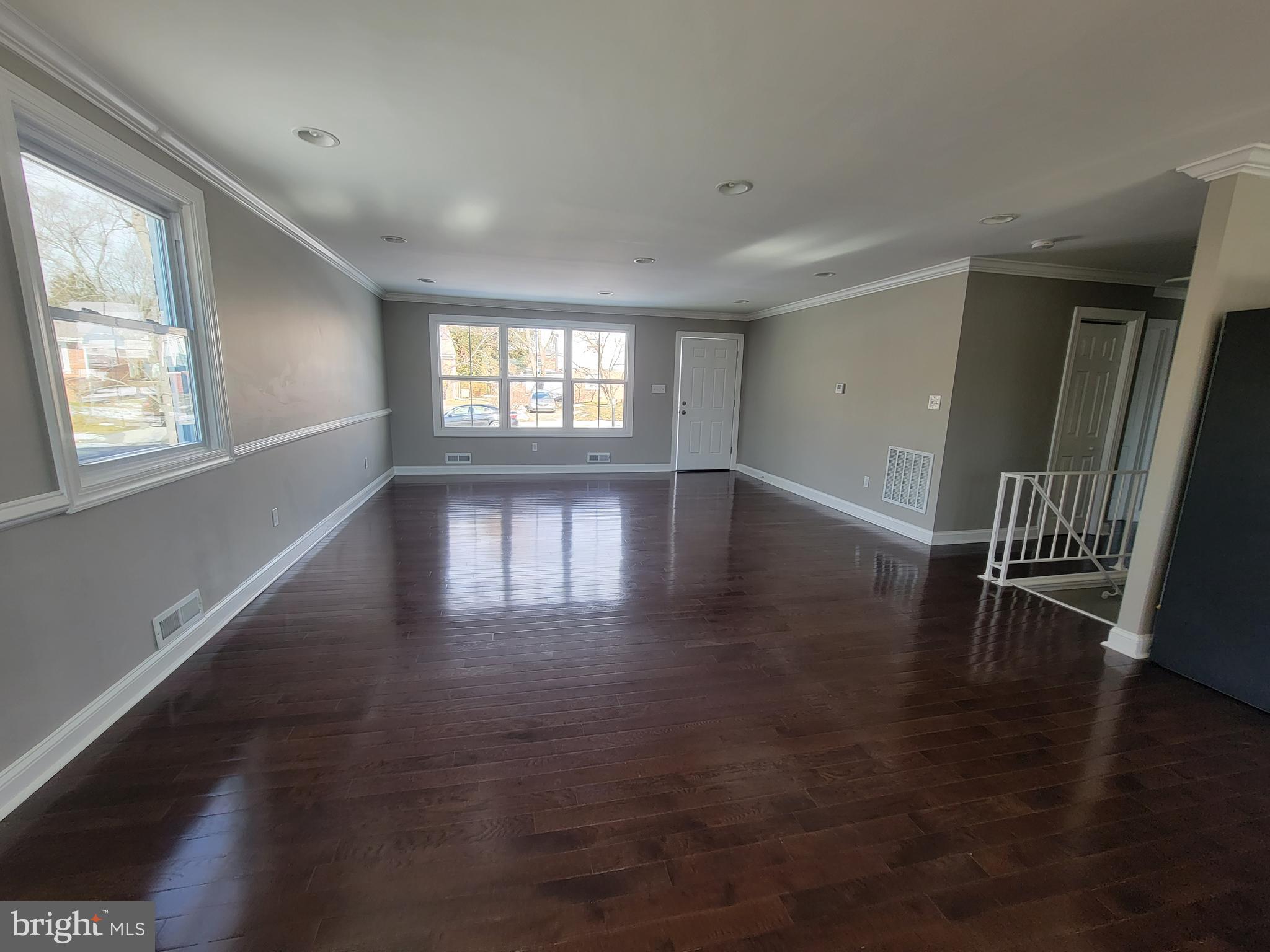 LYNNE ACRES - Residential