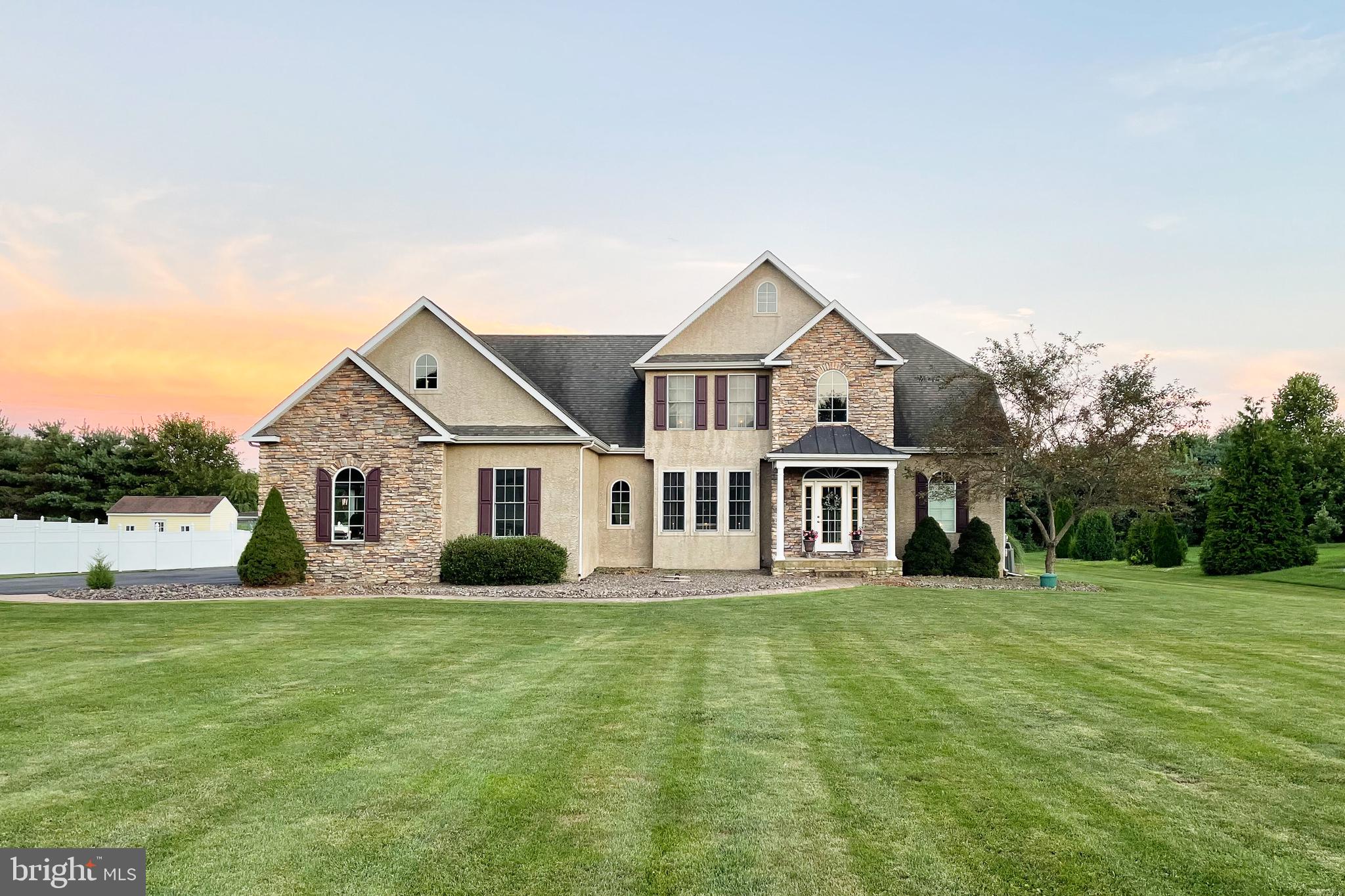 HOPEWELL RIDGE - Residential