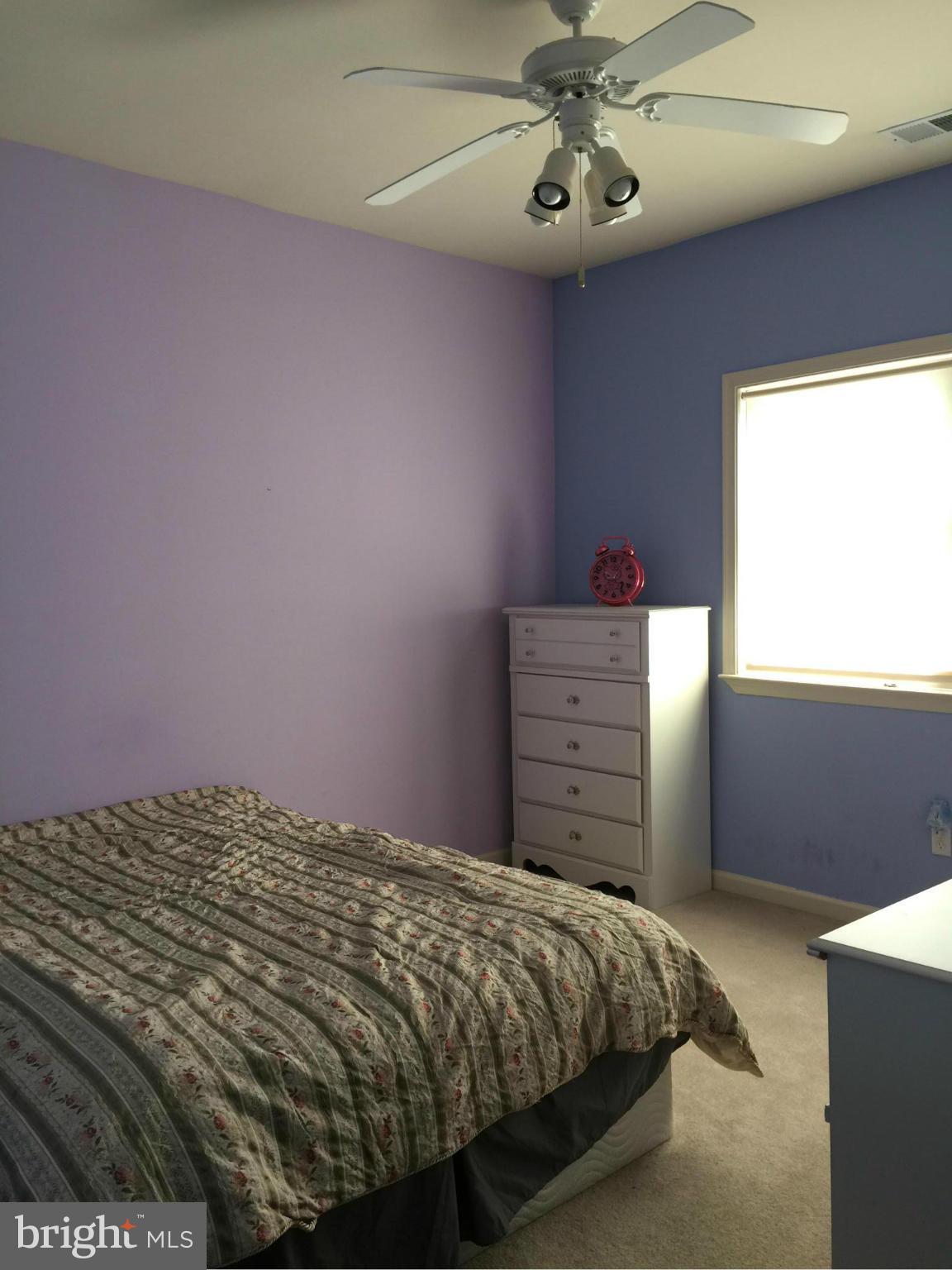 HILLSDALE ESTATES - Residential