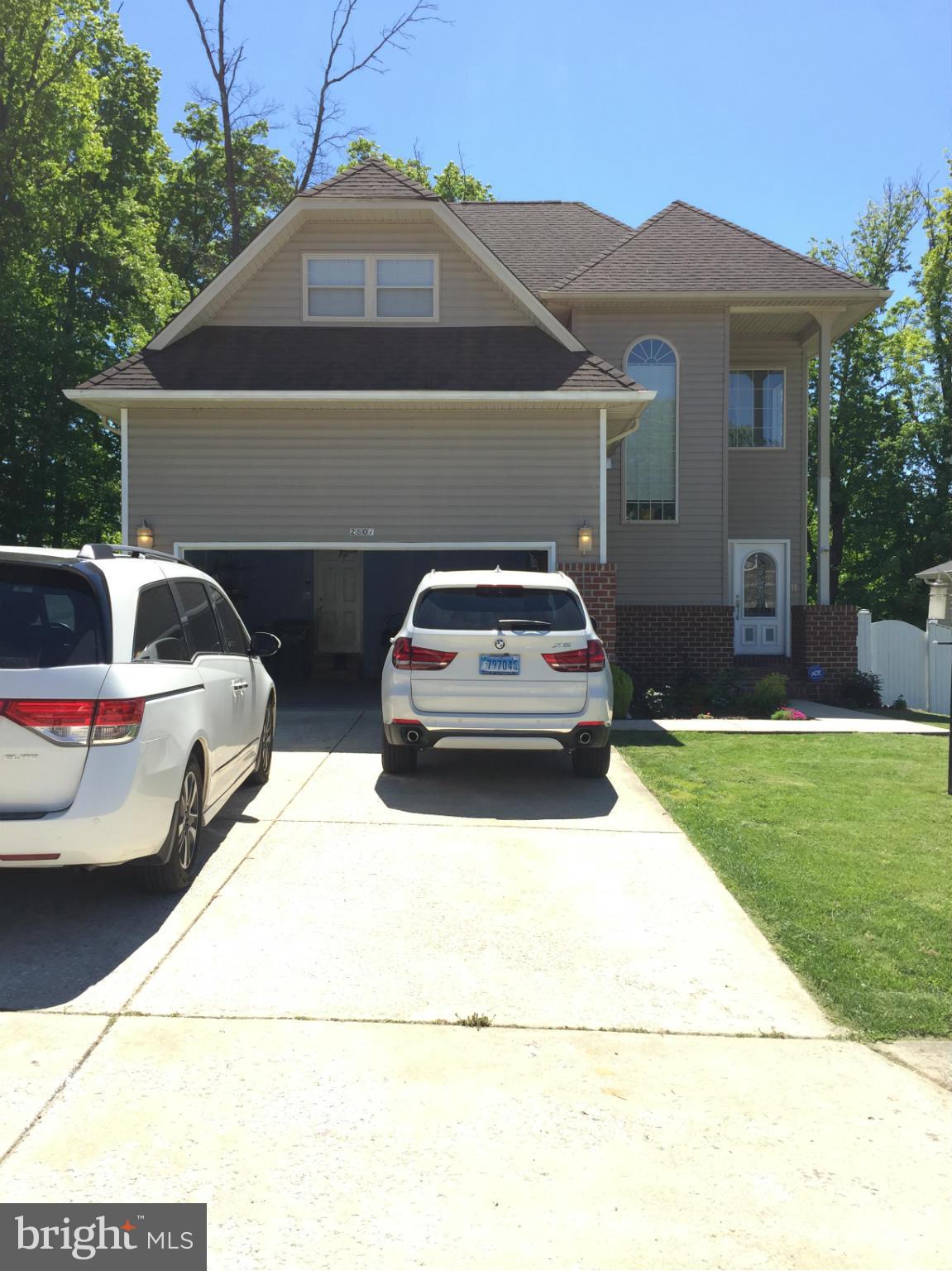 HILLSDALE ESTATES - Residential