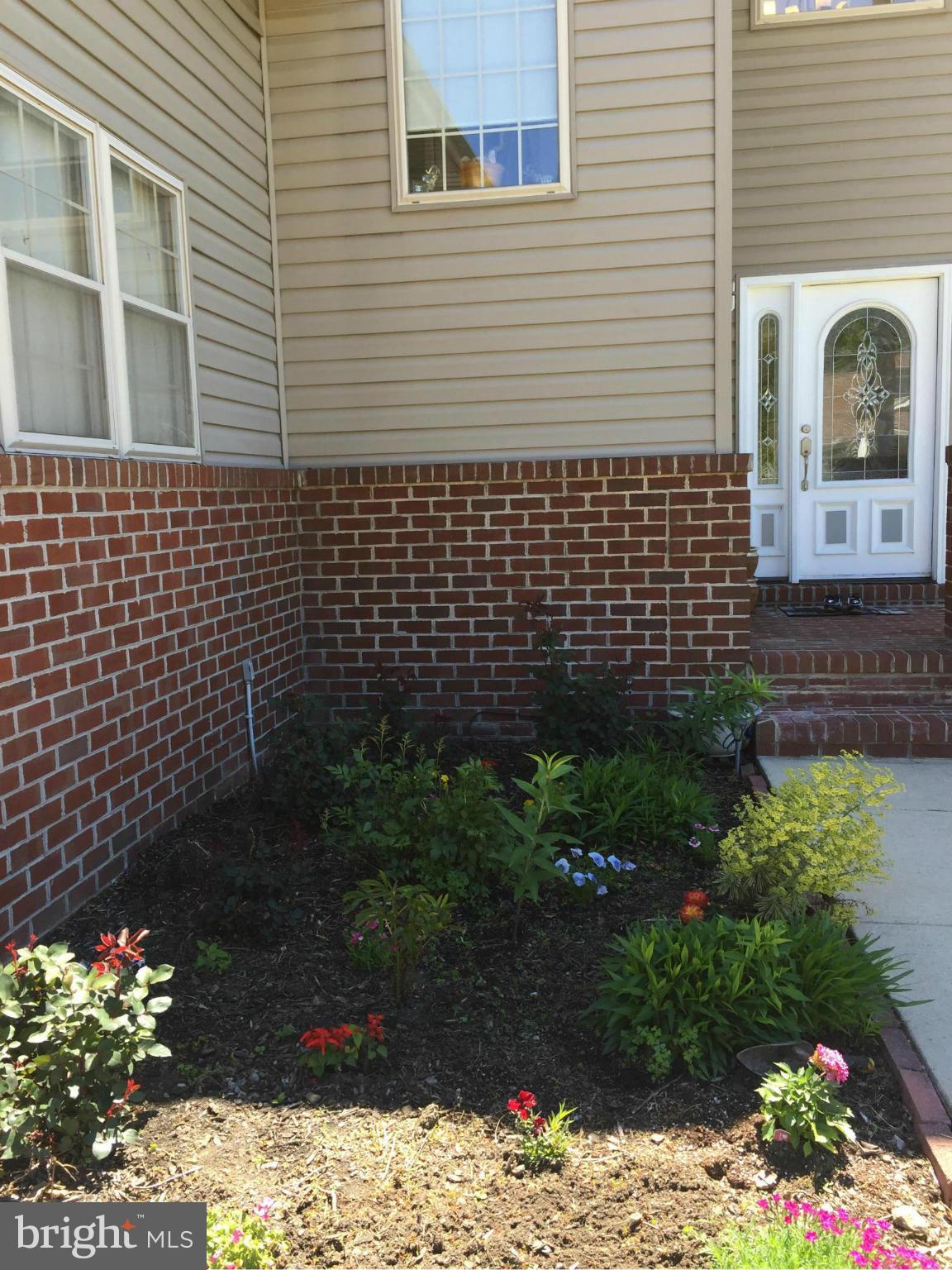 HILLSDALE ESTATES - Residential