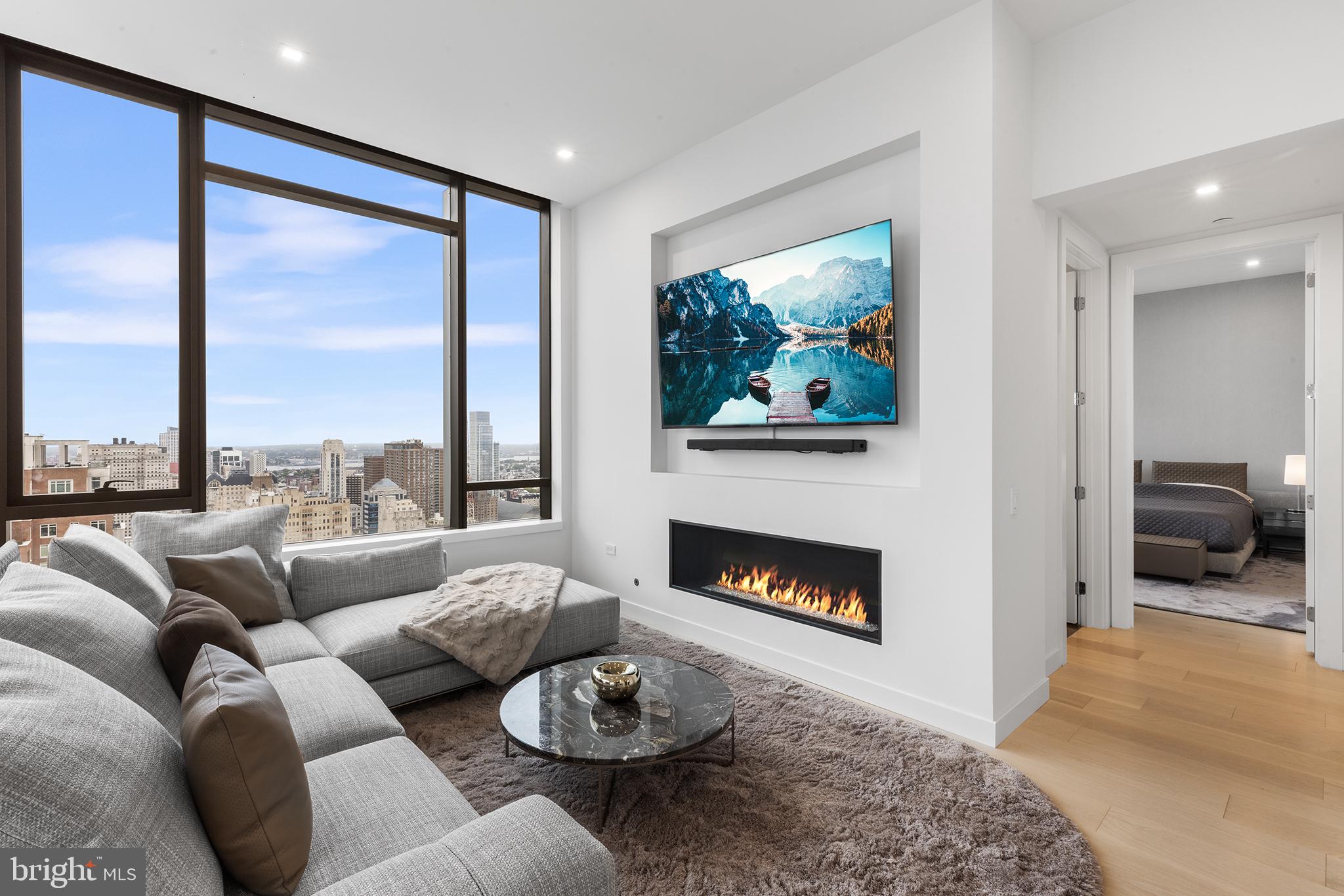 RITTENHOUSE SQUARE - Residential