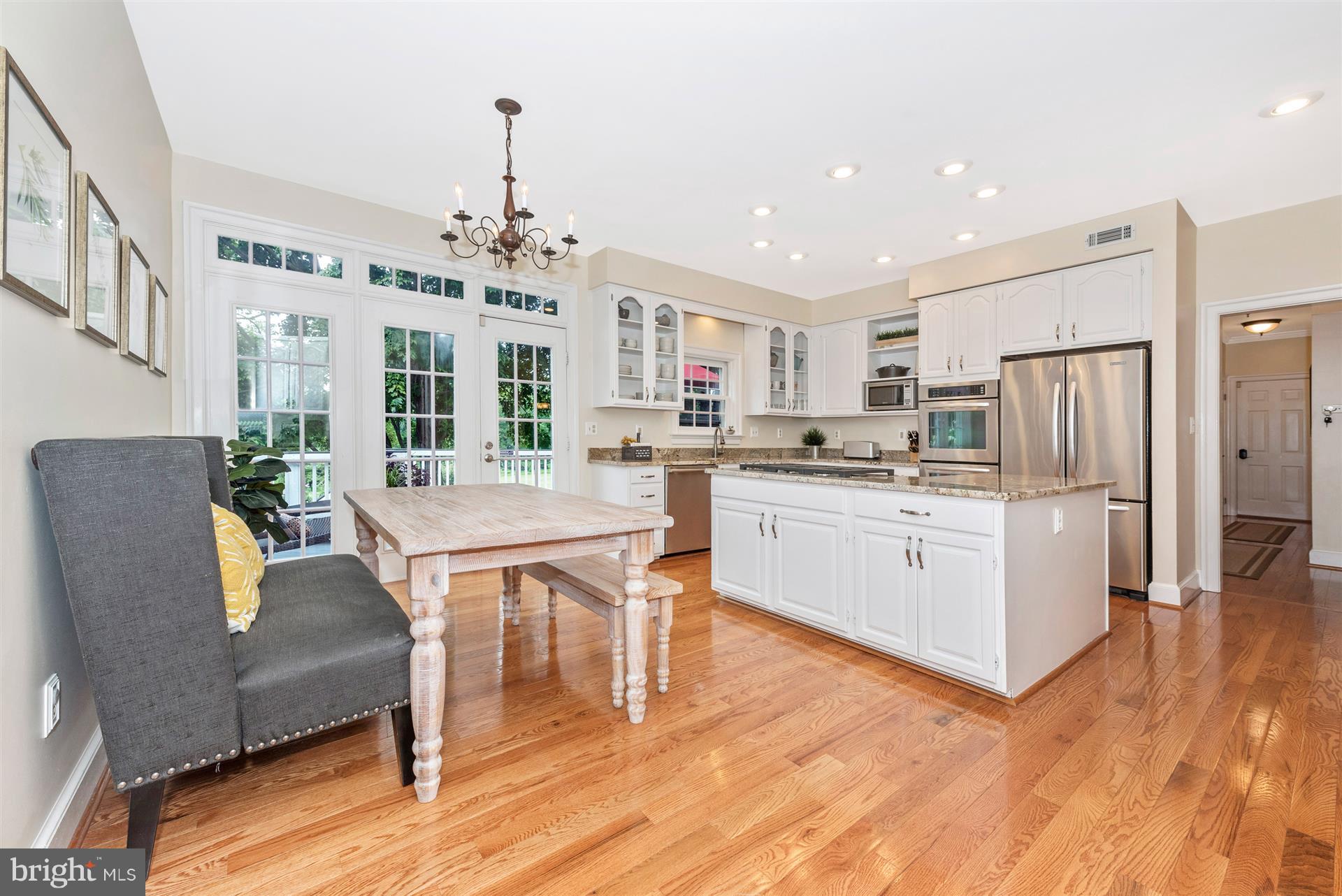 GREENHILLS FARM - Residential