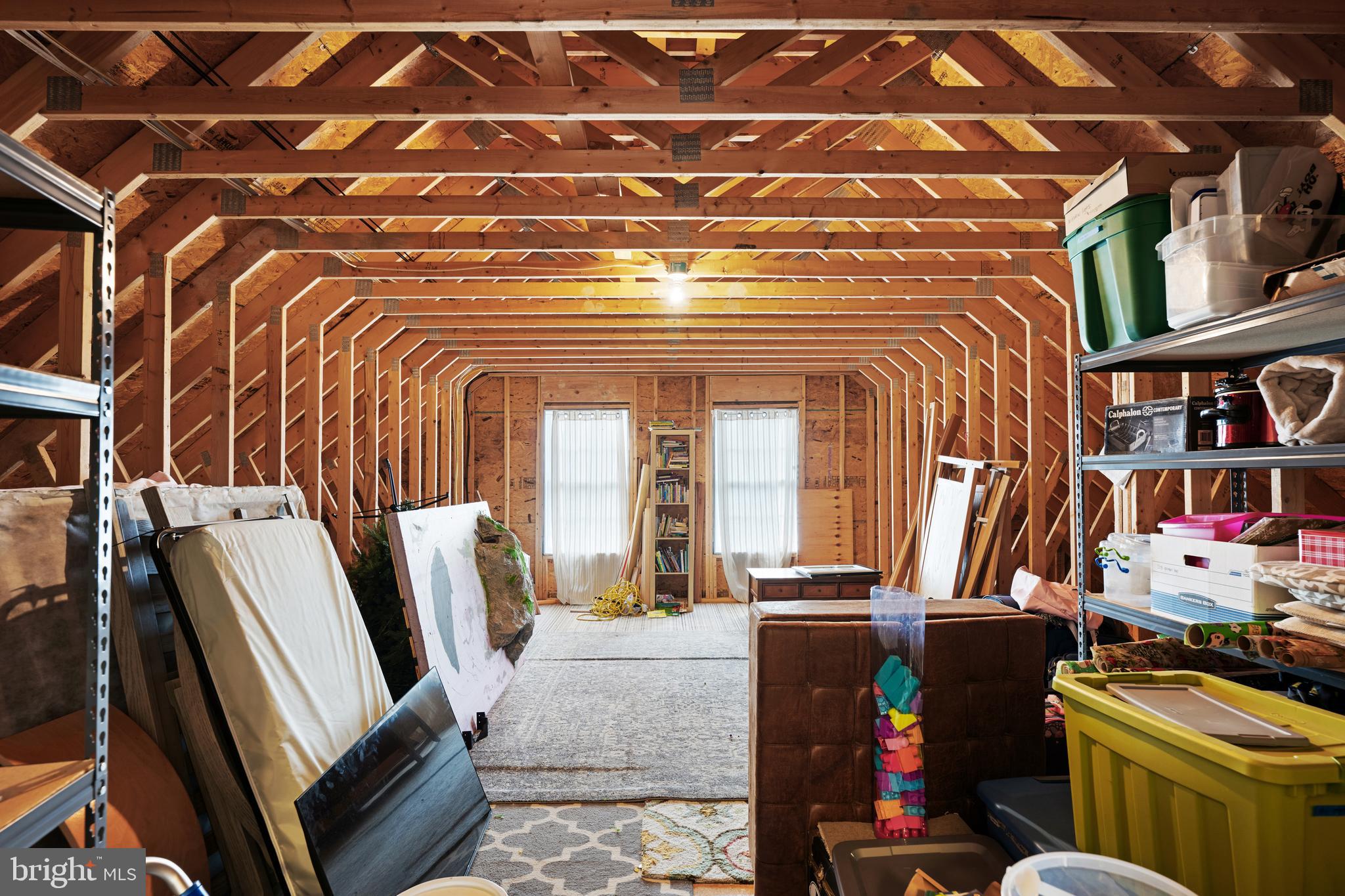 RIVER ROCK RUN - Residential