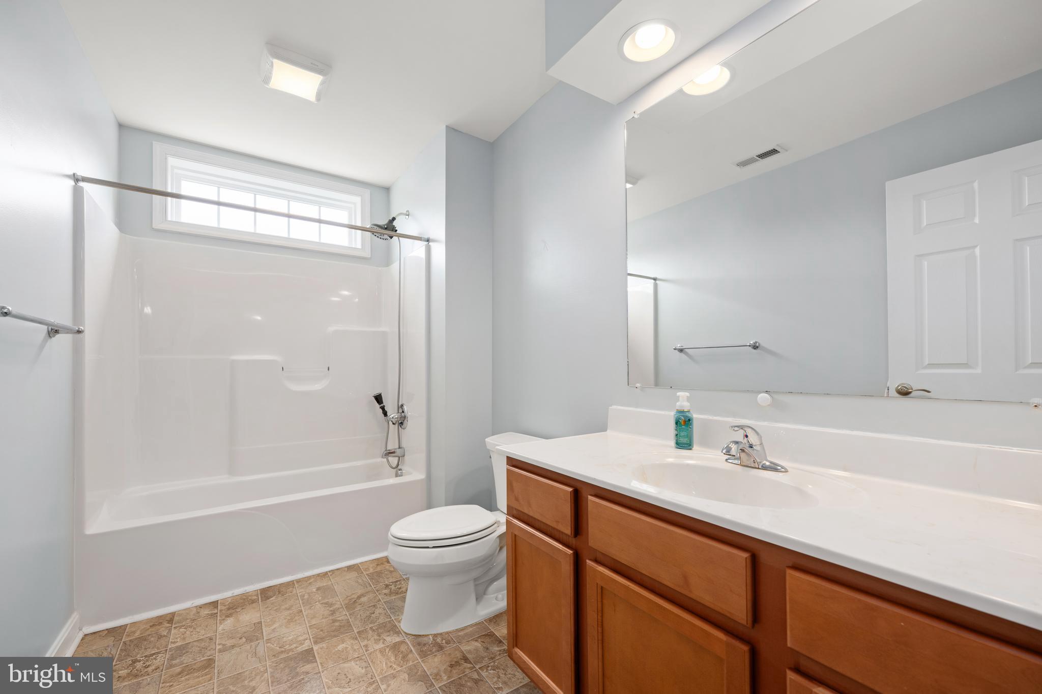 RIVER ROCK RUN - Residential