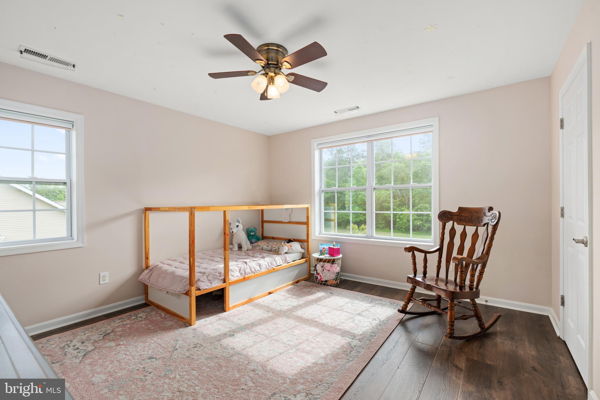 RIVER ROCK RUN - Residential