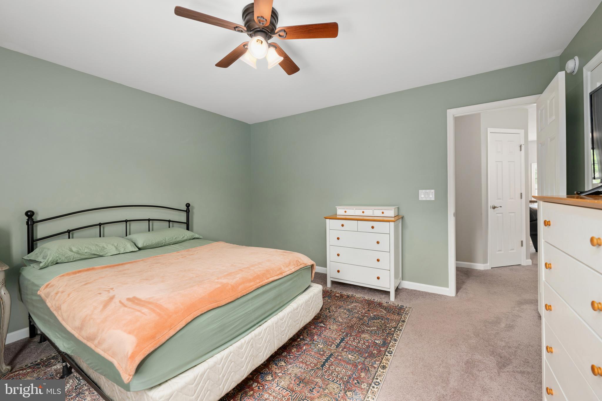 RIVER ROCK RUN - Residential