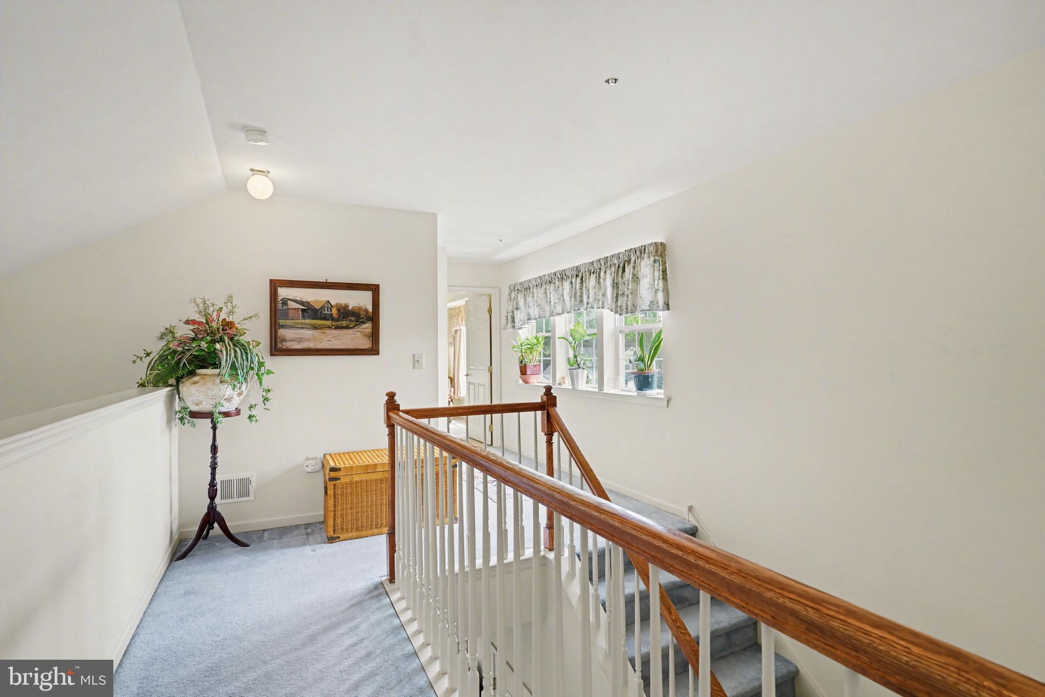 STUARTS KEEP - Residential