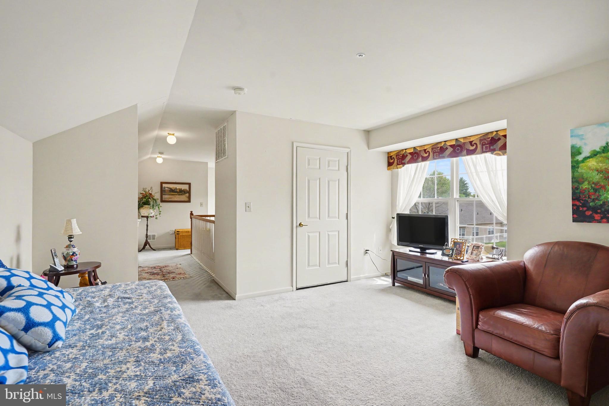 STUARTS KEEP - Residential