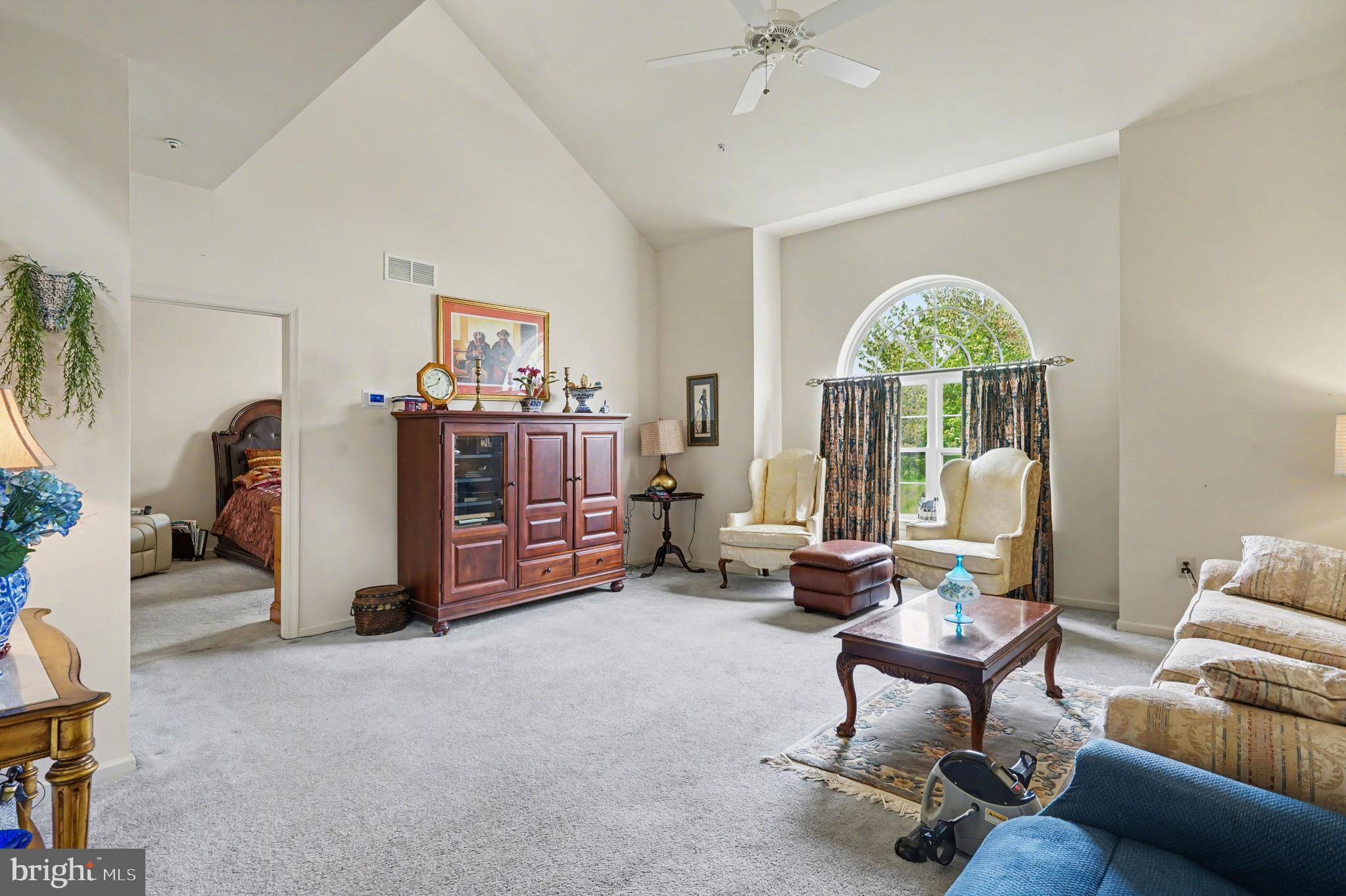 STUARTS KEEP - Residential