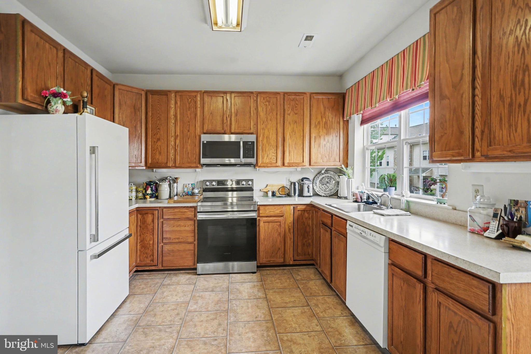 STUARTS KEEP - Residential