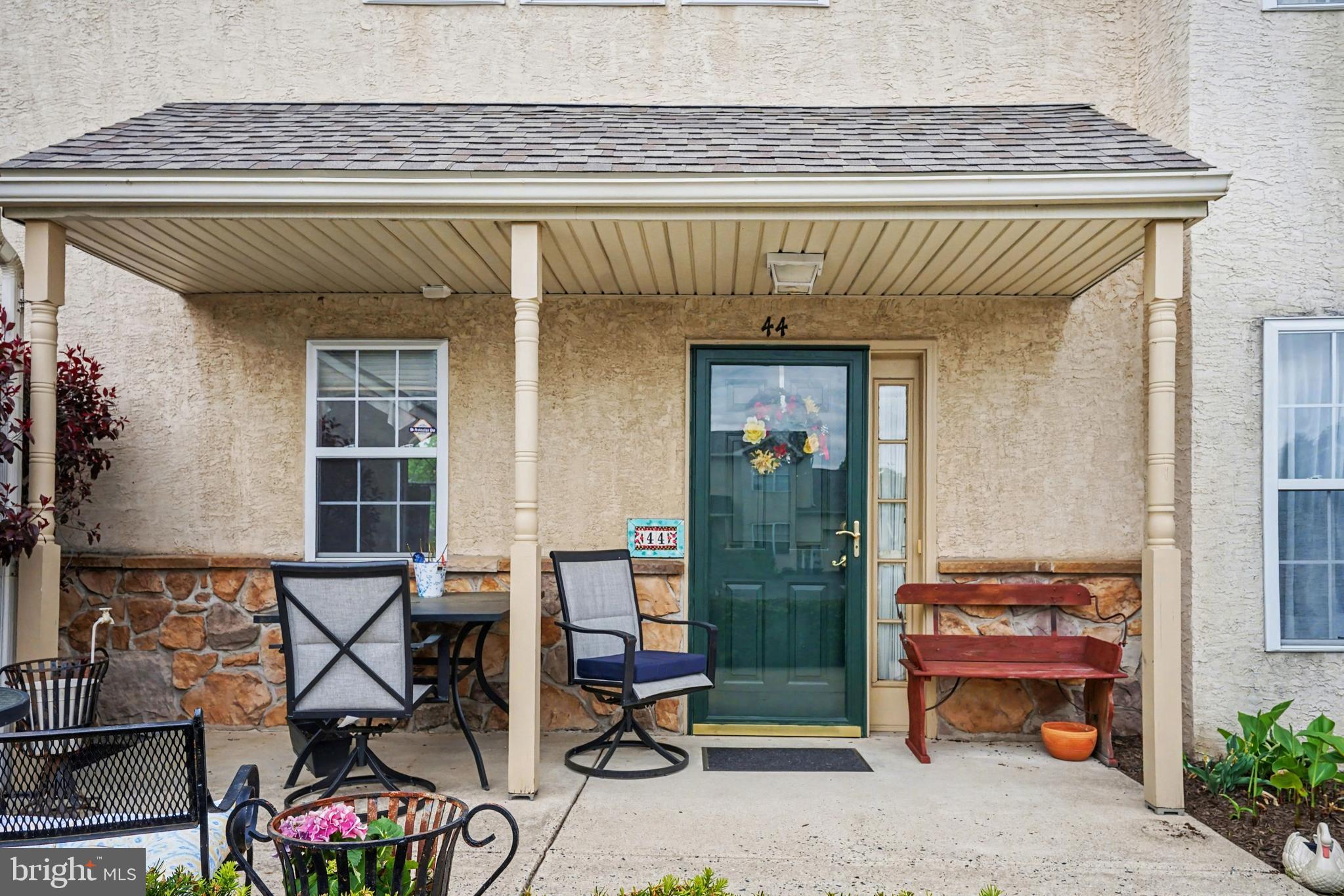 STUARTS KEEP - Residential