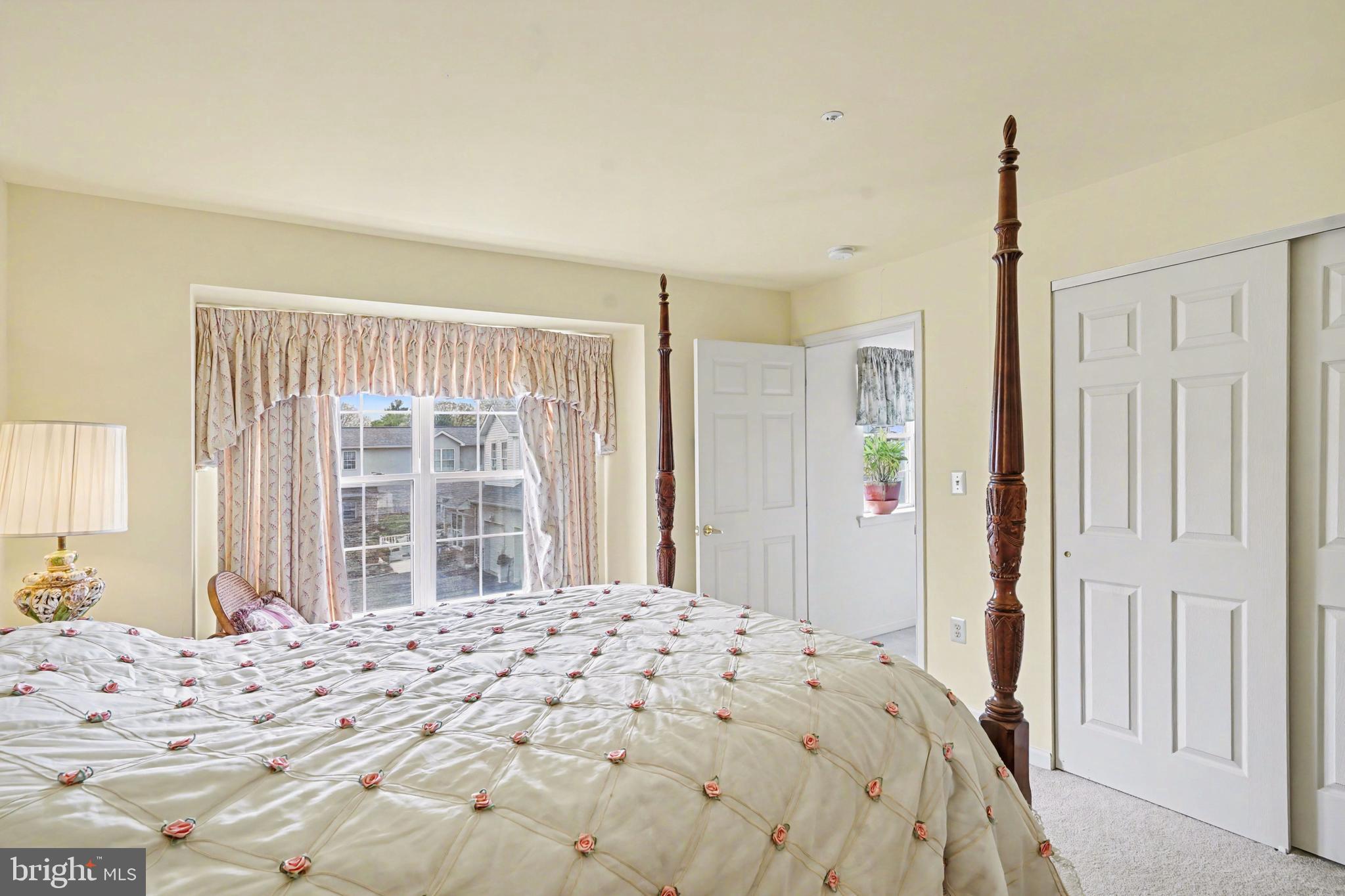 STUARTS KEEP - Residential