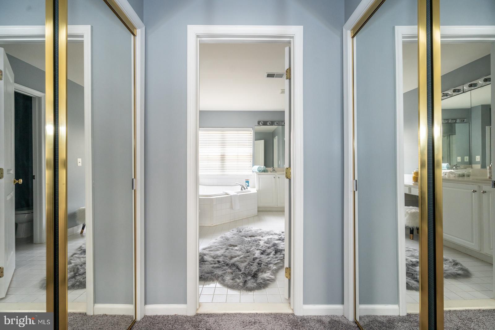 LORTON TOWN CNTR LANDBAY - Residential