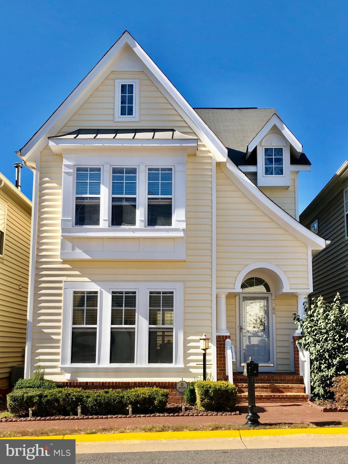 LORTON TOWN CNTR LANDBAY - Residential