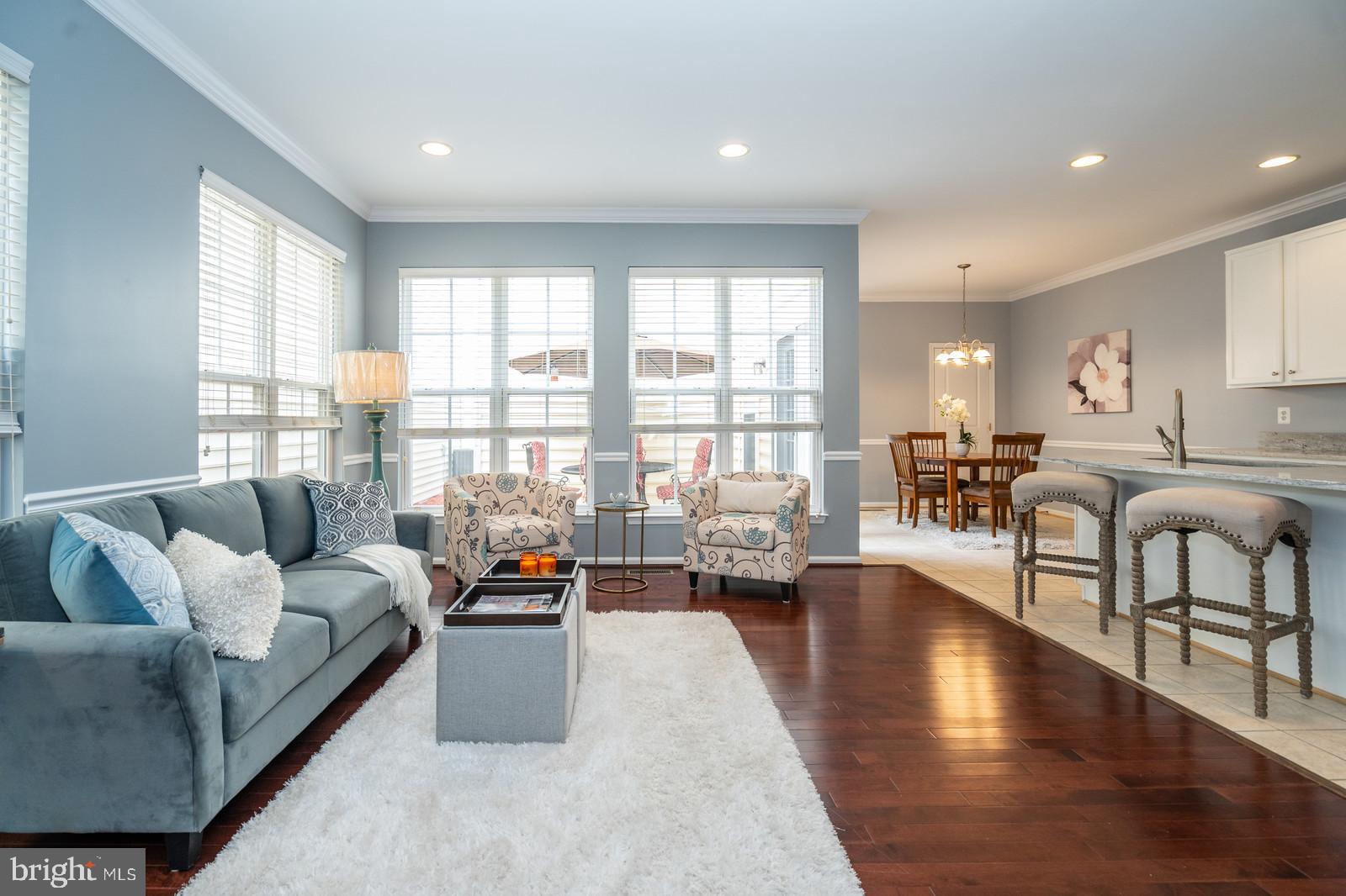 LORTON TOWN CNTR LANDBAY - Residential