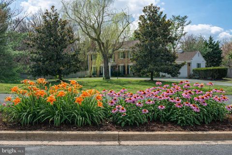 Homes For Sale - 14900 Westbury Road<br/> ROCKVILLE, MD 20853