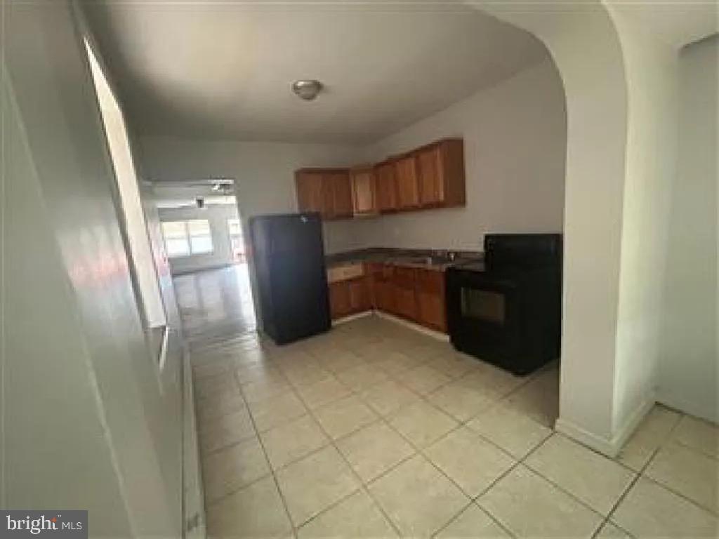 KENSINGTON - Residential Lease