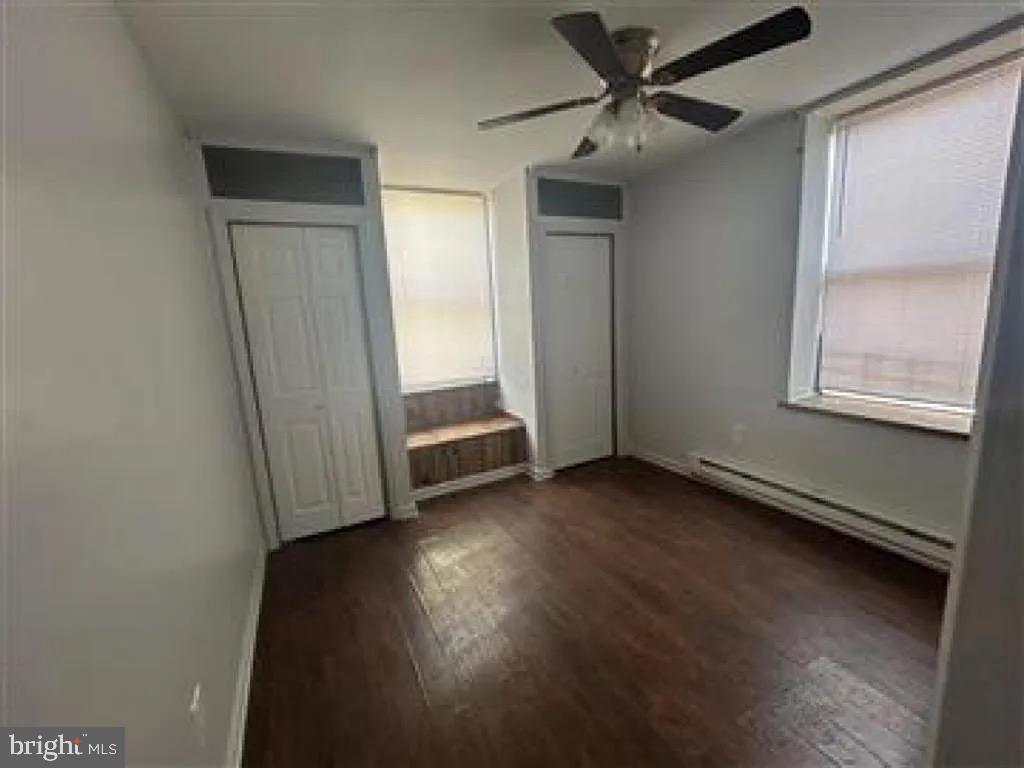 KENSINGTON - Residential Lease