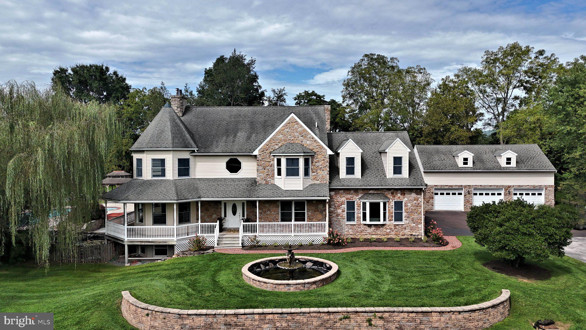 2 TRABER LANE