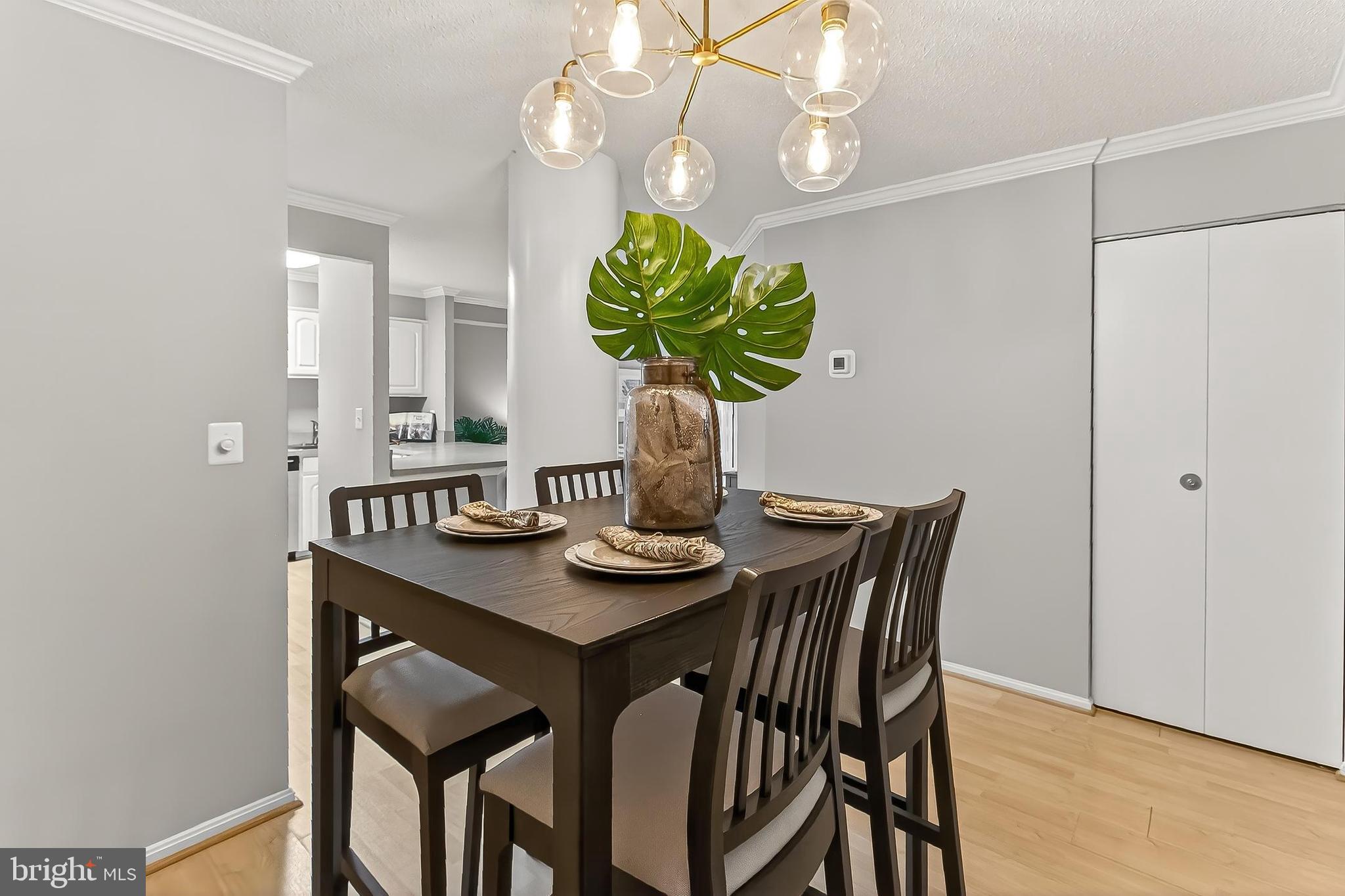 ASTORIA CONDOMINIUM - Residential