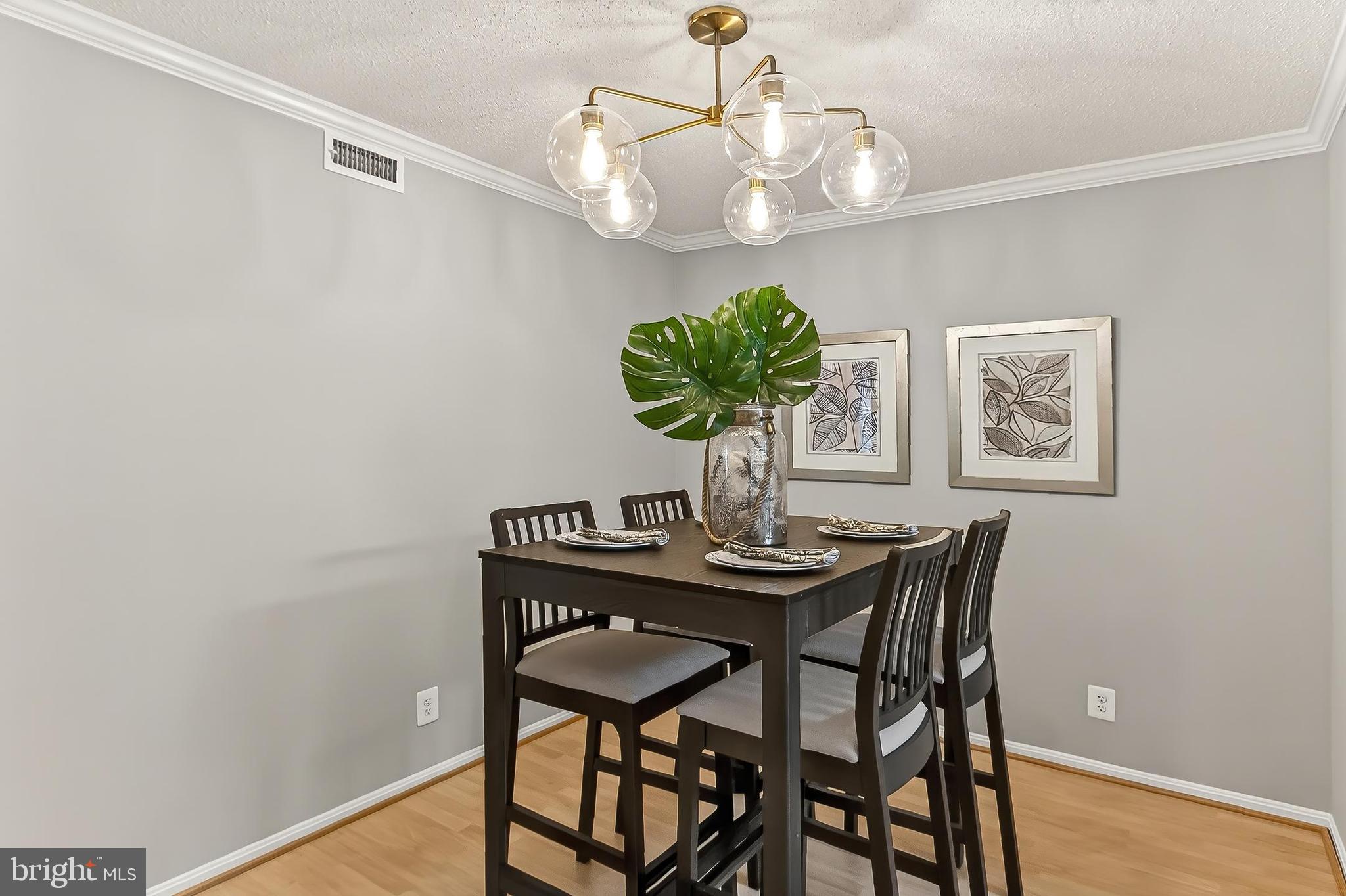 ASTORIA CONDOMINIUM - Residential