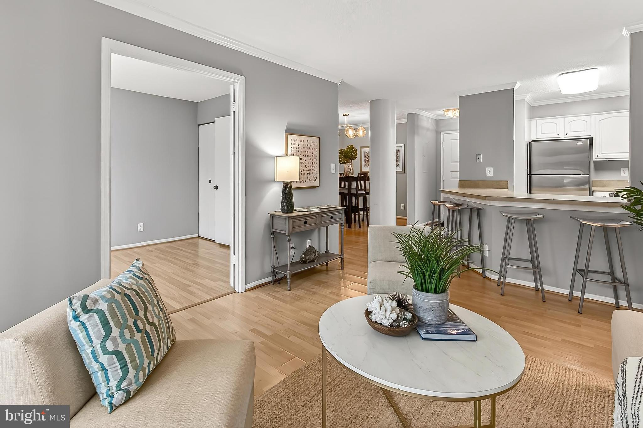 ASTORIA CONDOMINIUM - Residential